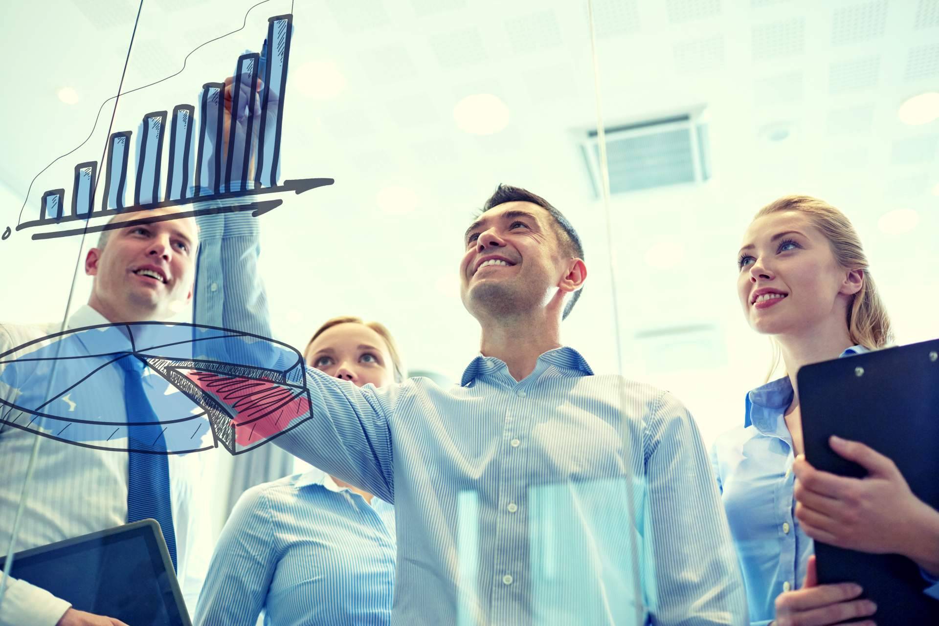 ¿Cómo puede beneficiar el monitoring de las ventas en un negocio?