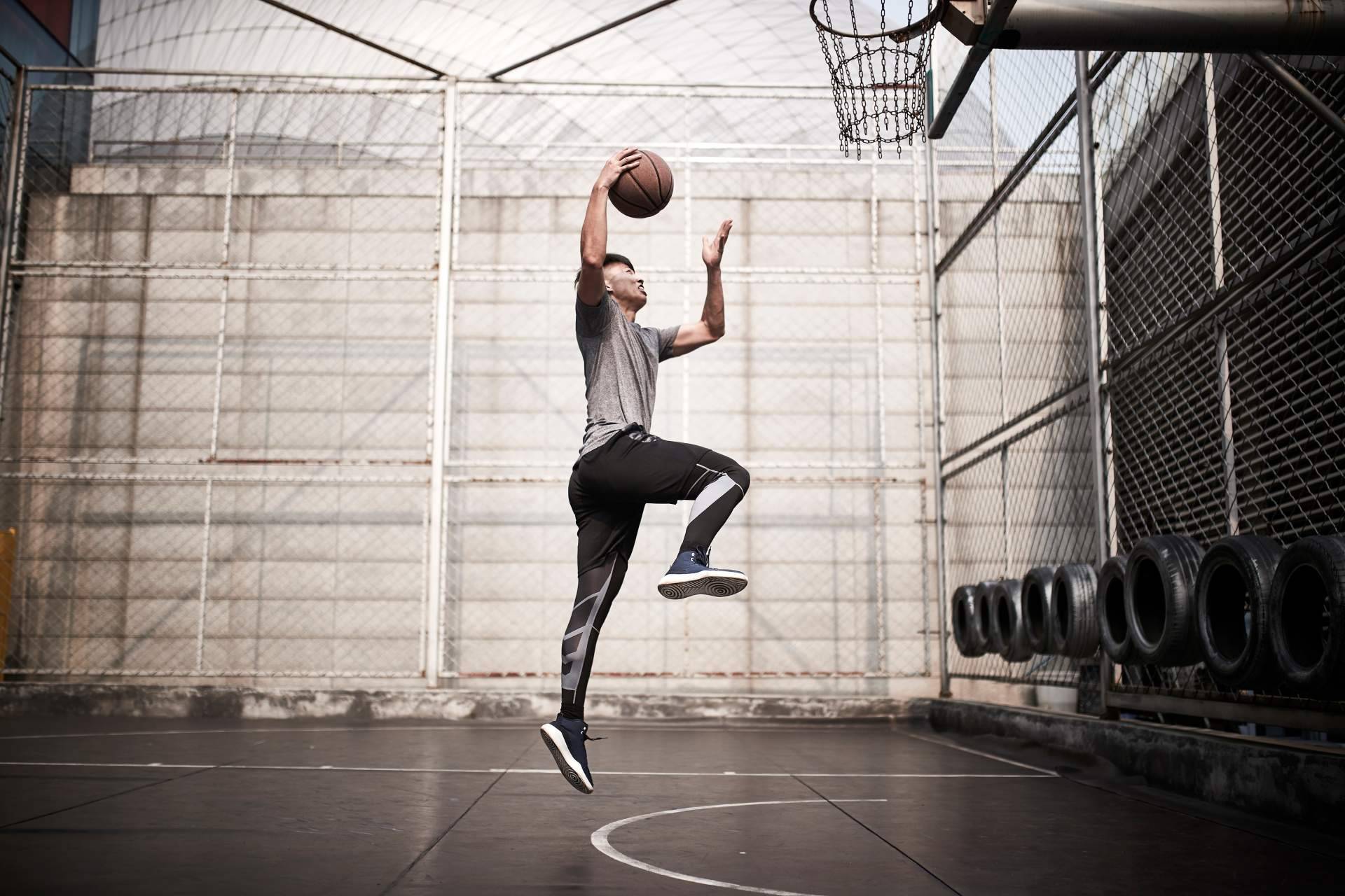 Aetrex España inaugura un innovador espacio con Inteligencia Artificial para beneficiar a los jugadores de baloncesto de Madrid