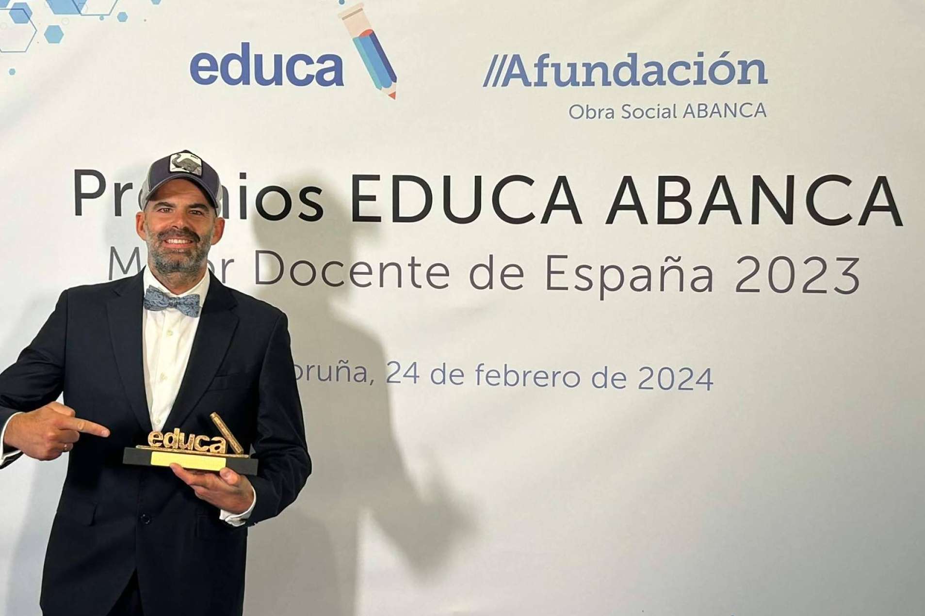 Uno de los mejores docentes de España es el Dr. Daniel Navarro Ardoy, CEO de la academia Opospills