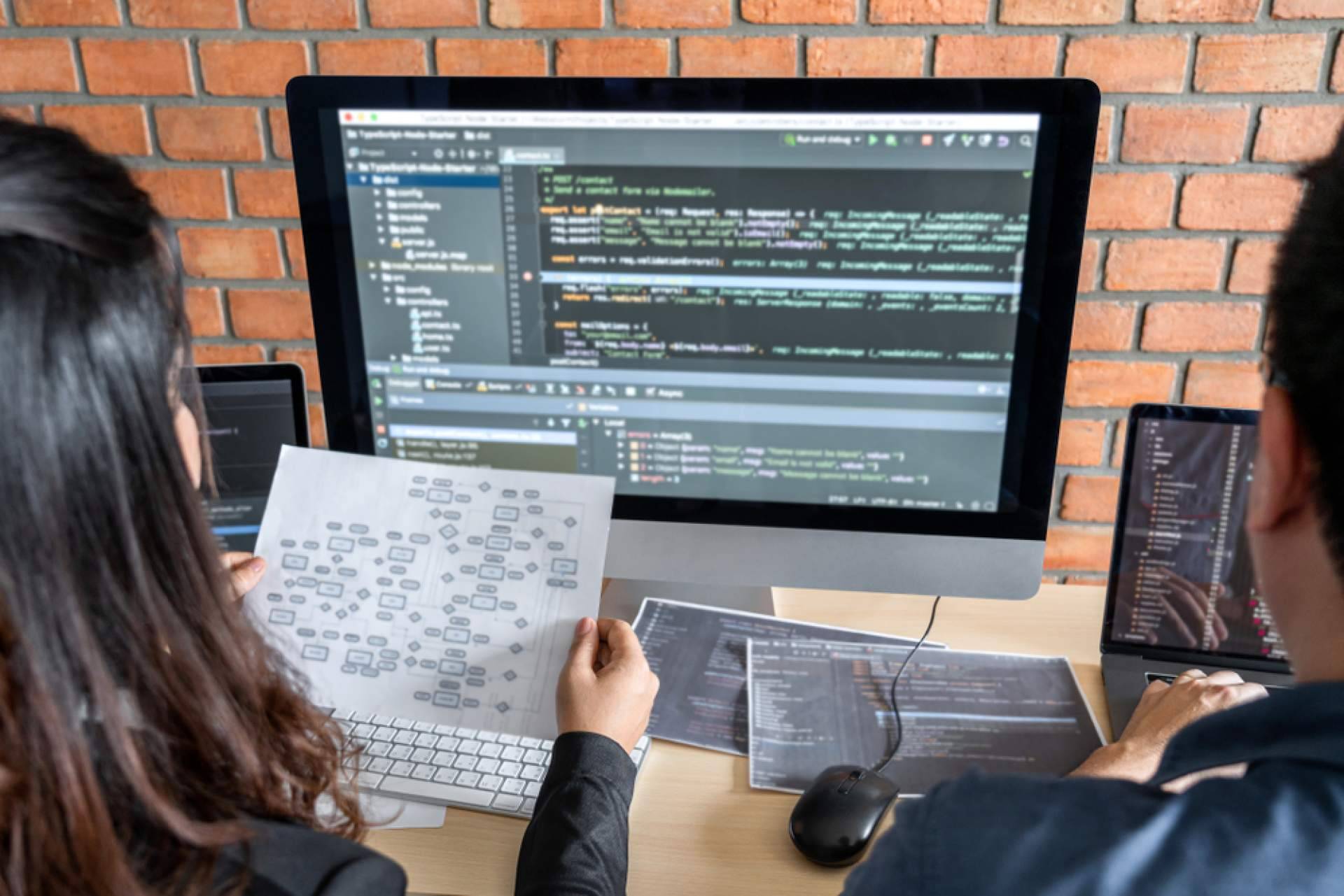 Impulsando negocios en la era digital; innovaciones en diseño web y marketing en Sevilla