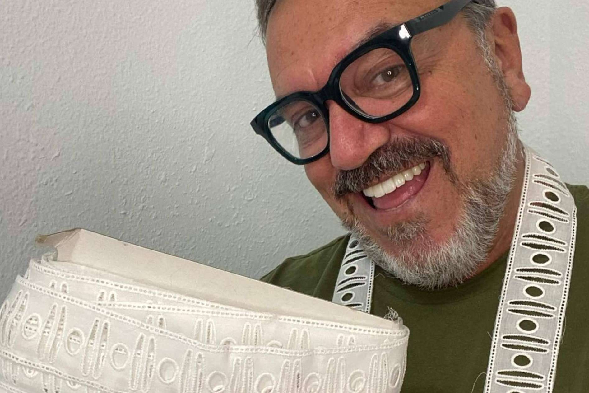 Confección y exclusividad de vestidos de novia en el atelier de Miglionico