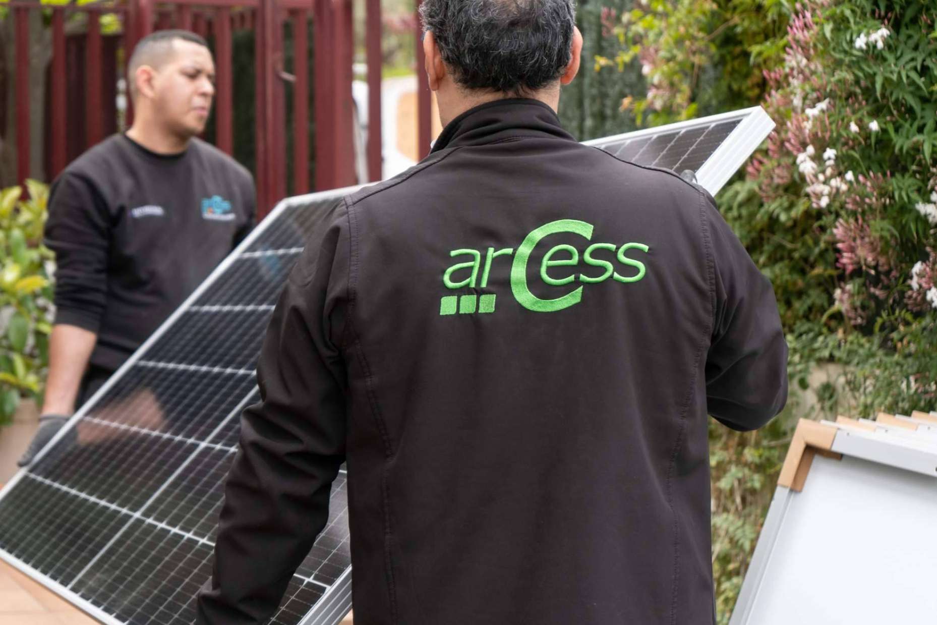 Apostar por las energías renovables con el servicio de placas solares de Arcess