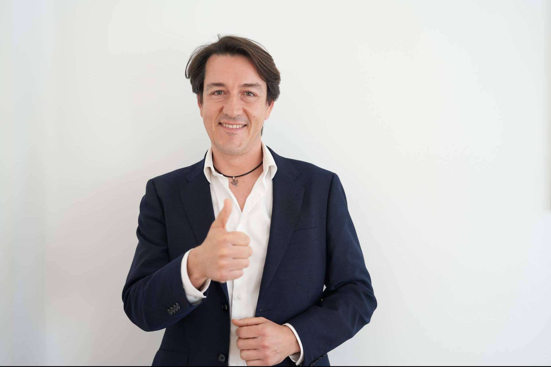 ¿Cómo se cambia la actitud de otra persona?