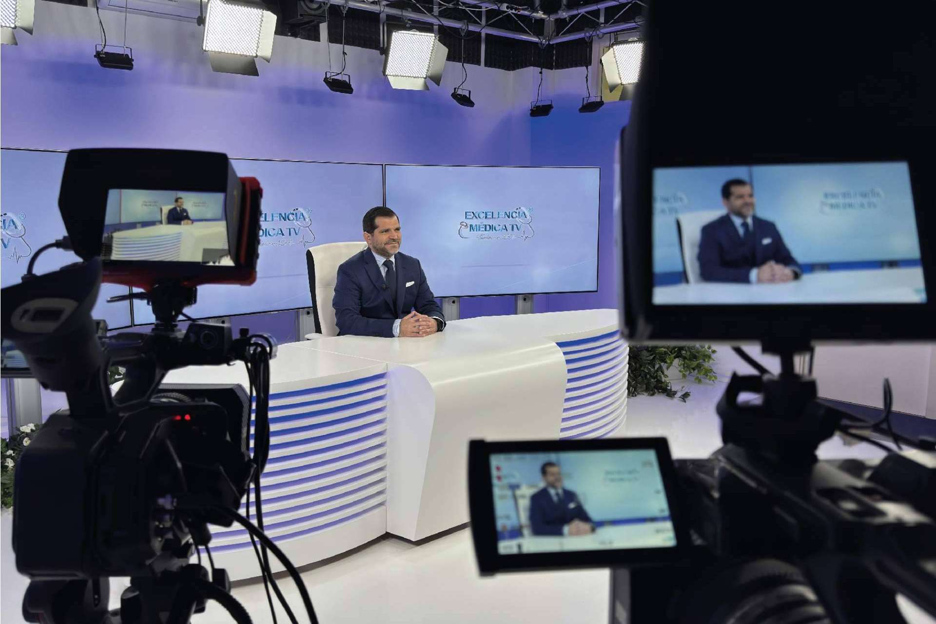 Entrevista a Ricardo Rosende, director del medio de comunicación sanitario Excelencia Médica TV