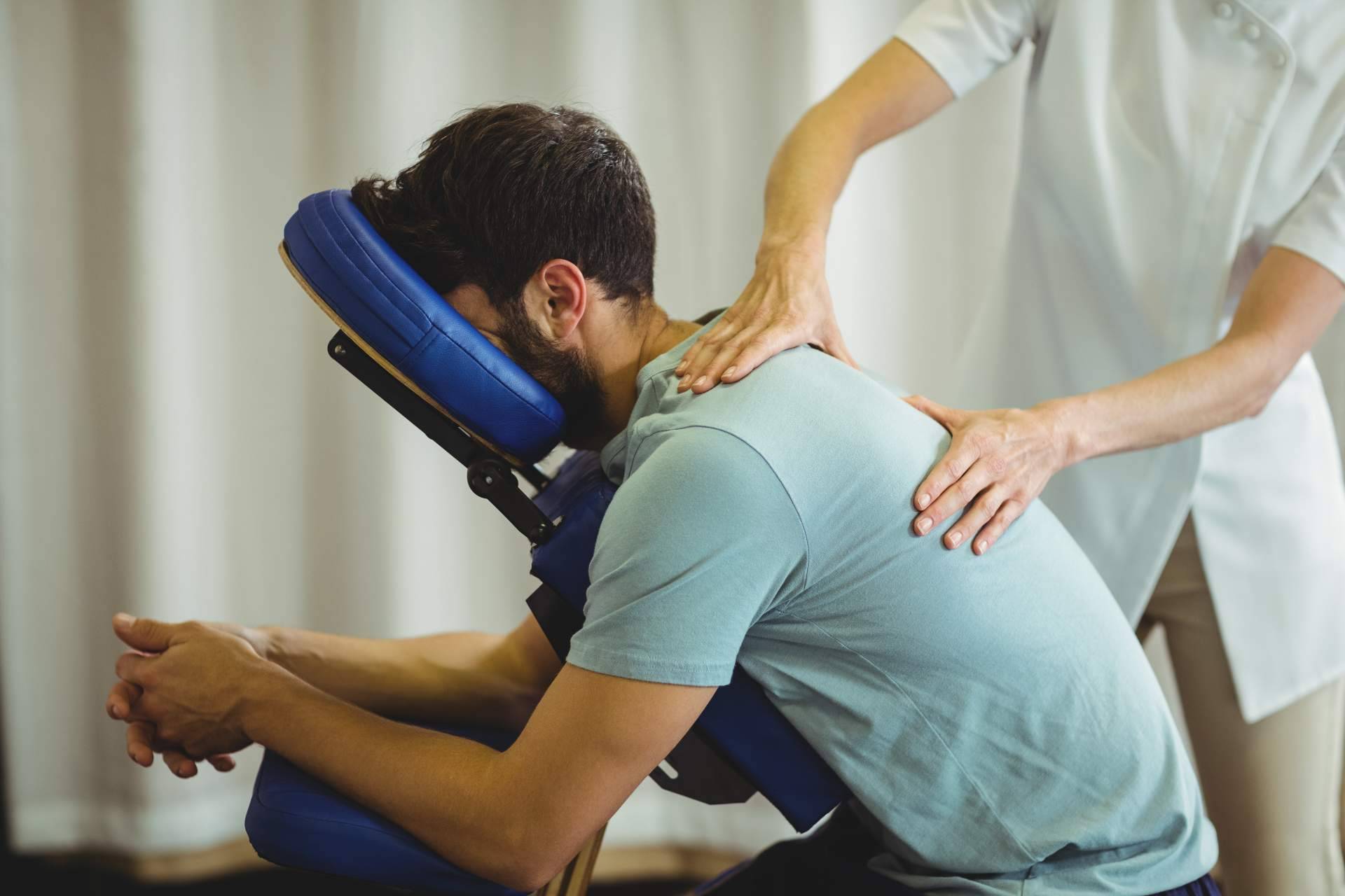 Beneficios del masaje para empresas ofrecido por Quiromasaje Barcelona