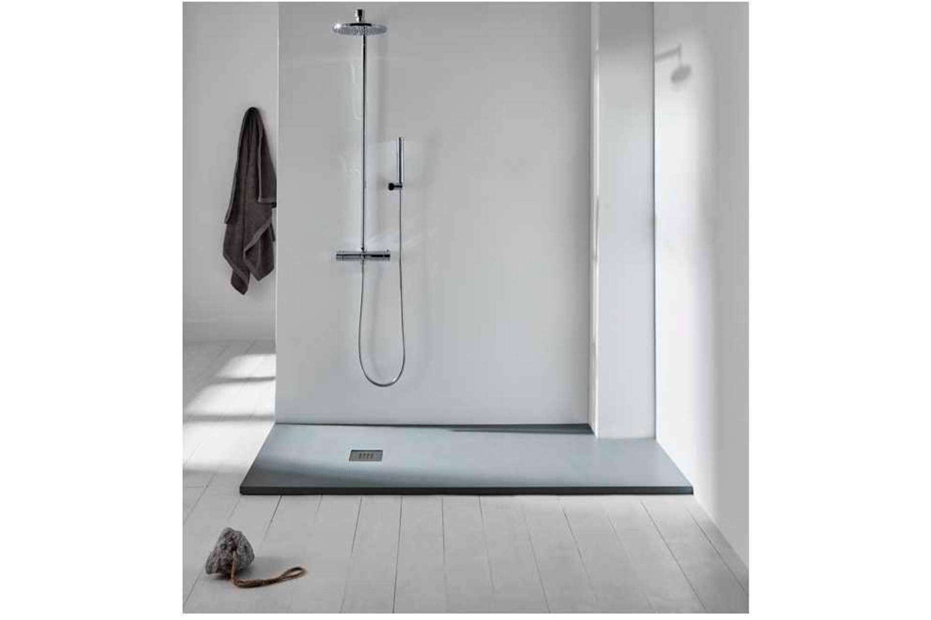 Bañoweb brinda calidad, estilo y personalización en platos de ducha de resina