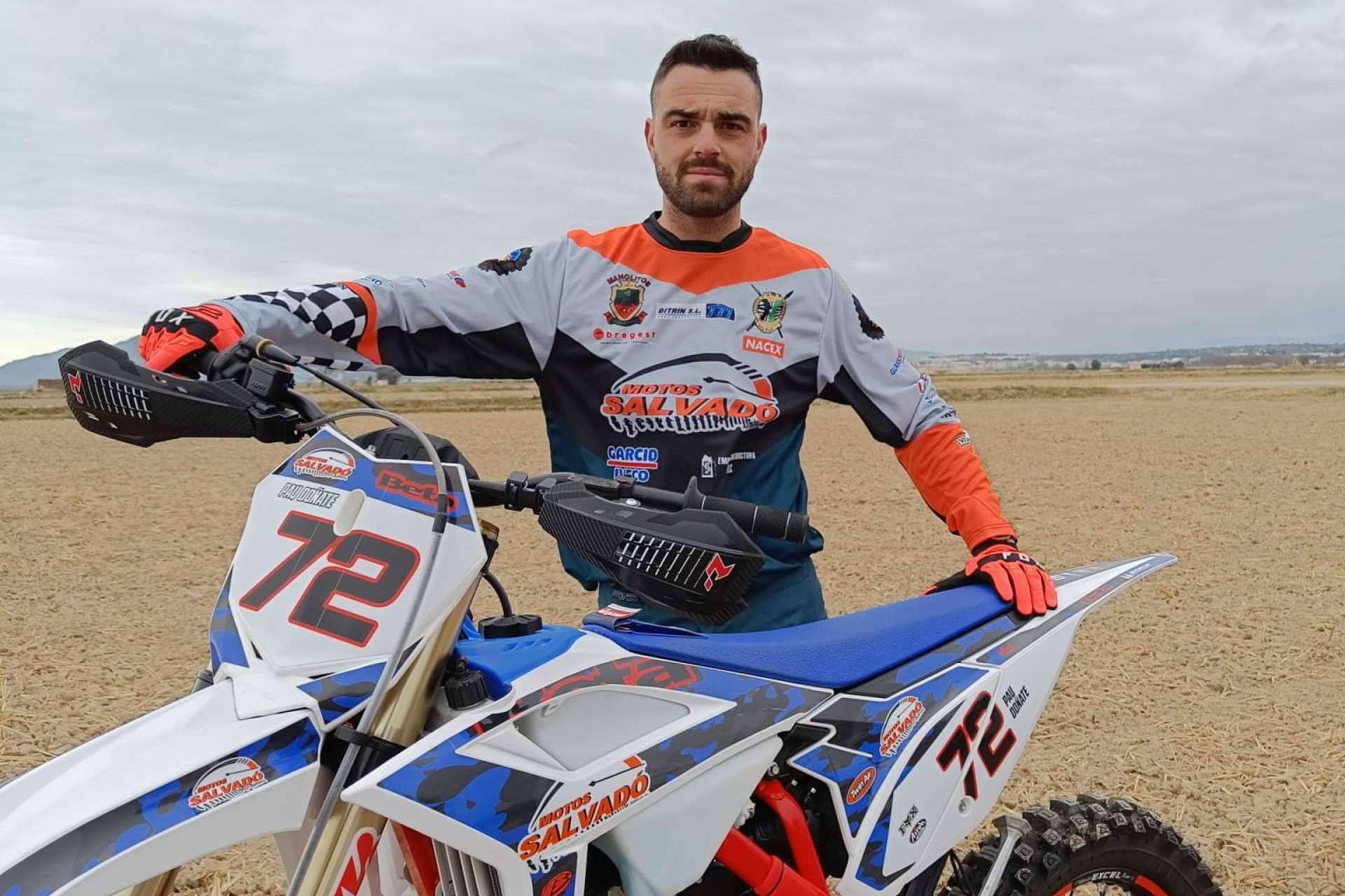 La oferta de camisetas de motocross de ADHESIVOSEMBARRADOS