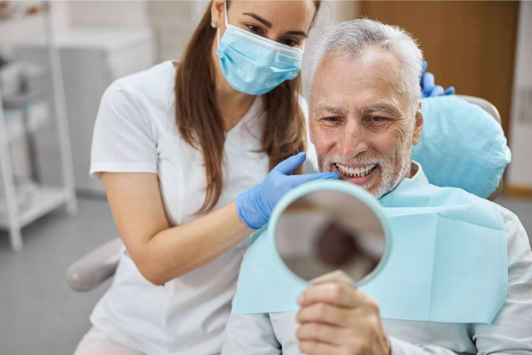 Sonreír con tranquilidad; la importancia de tener un dentista cerca de casa
