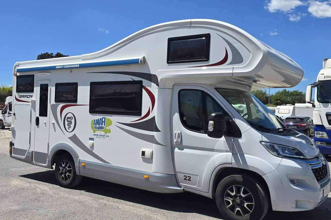 Amafi Caravaning y los beneficios de comprar autocaravanas de ocasión