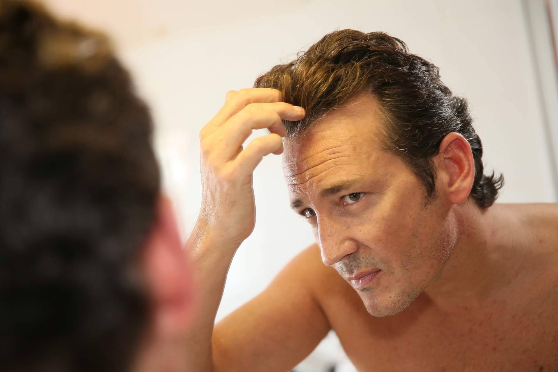 La línea de productos de Vichy Dercos que refuerza, fortalece y reequilibra el cabello desde la raíz, disponible en FarmaSky