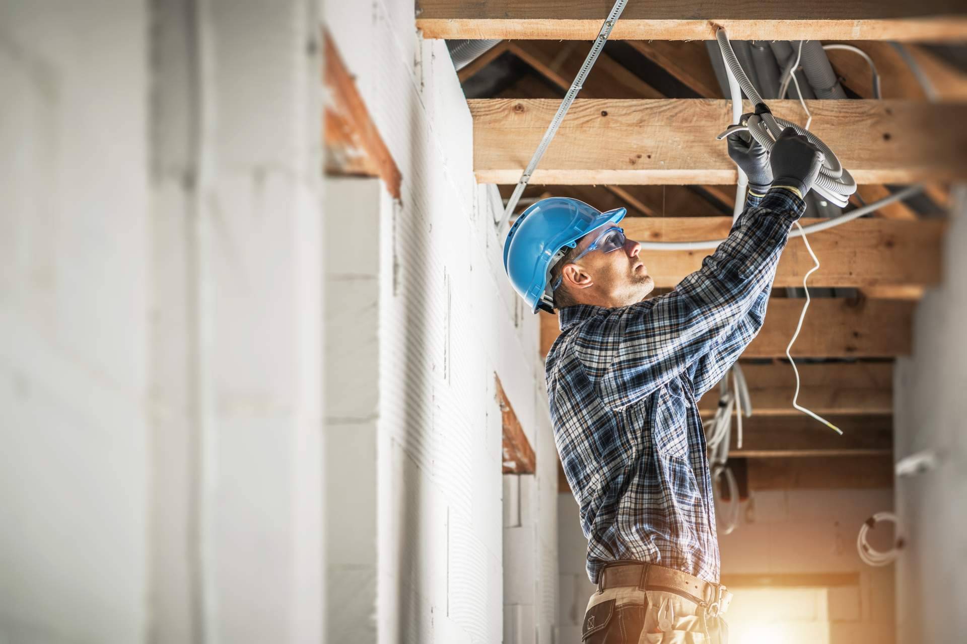 Servicios profesionales de electricistas en Madrid de la mano de ISSE