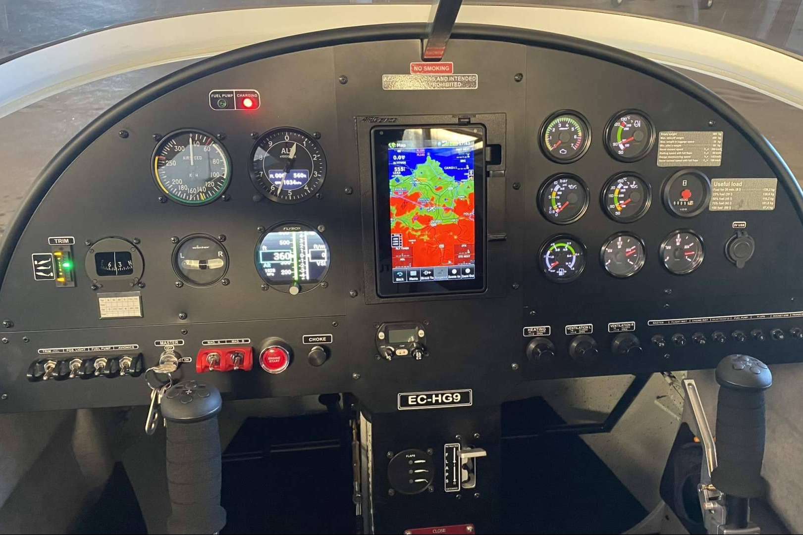 Obtener una licencia de piloto de vuelo ULM con la guía completa de Asturfly