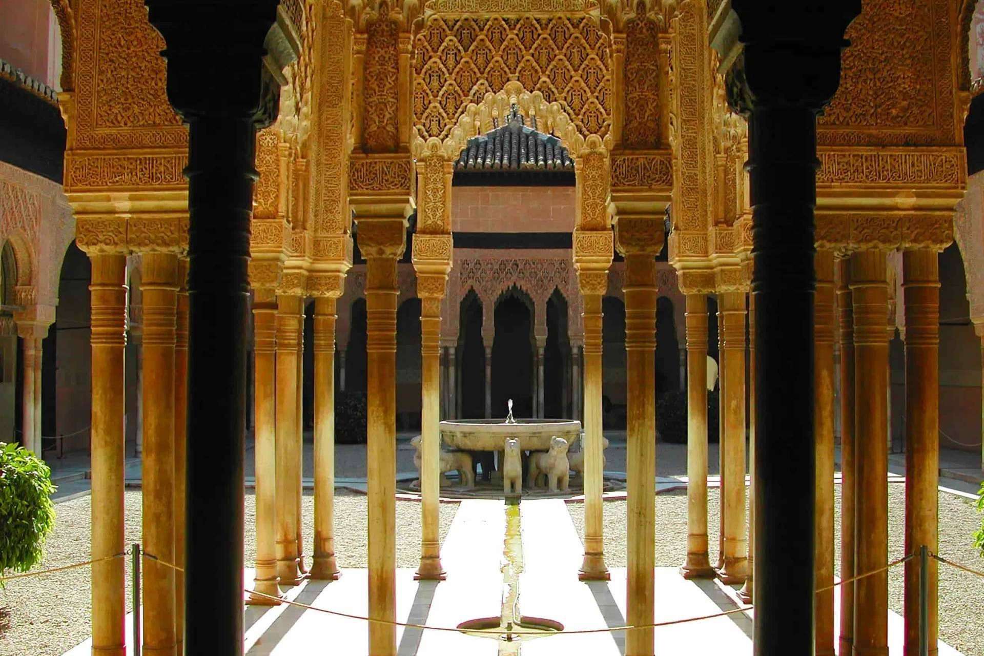 Explorar Granada y la Alhambra con la guía completa de My Top Tour