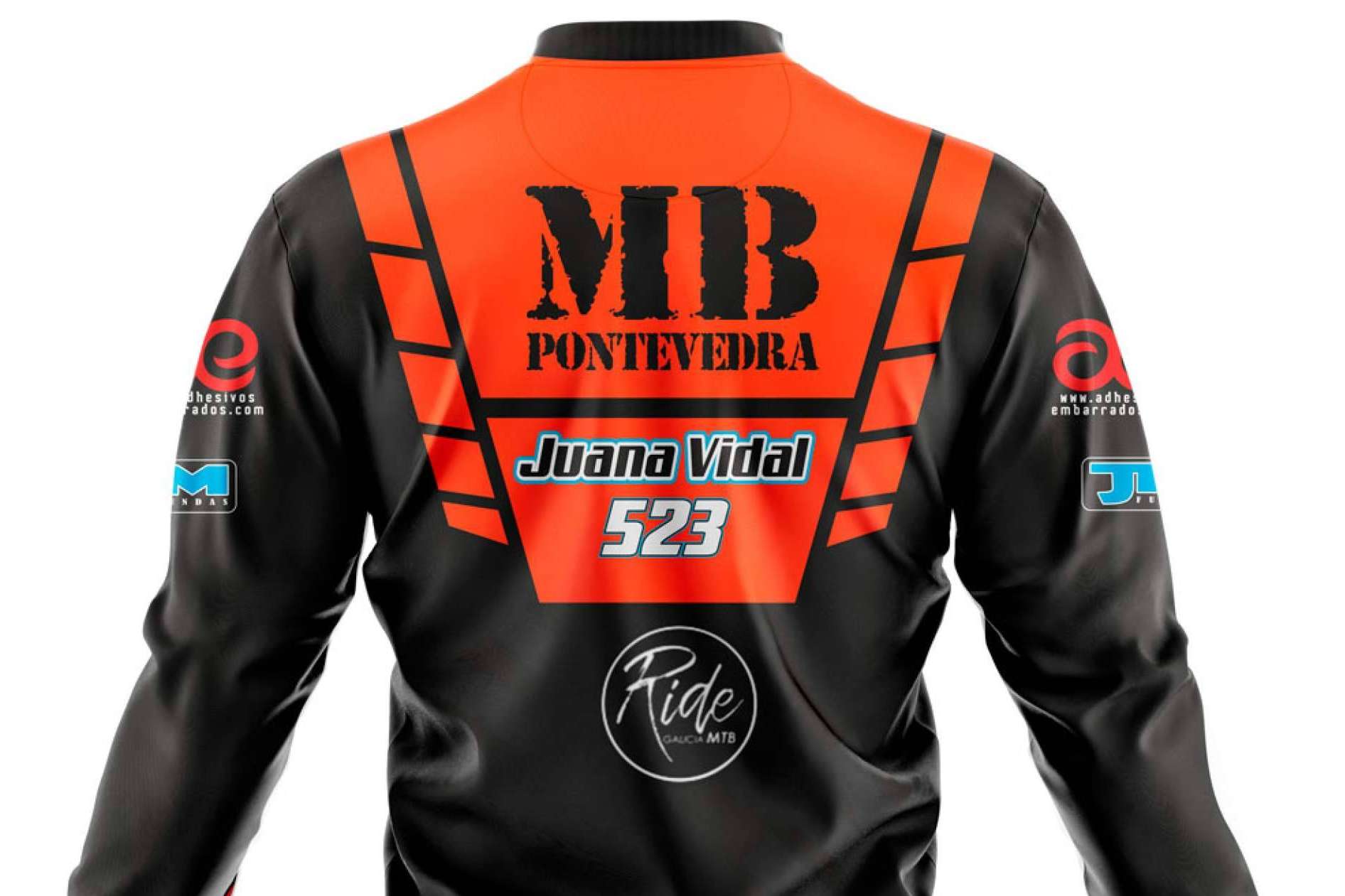 Personalización de camisetas para motocross con ADHESIVOSEMBARRADOS