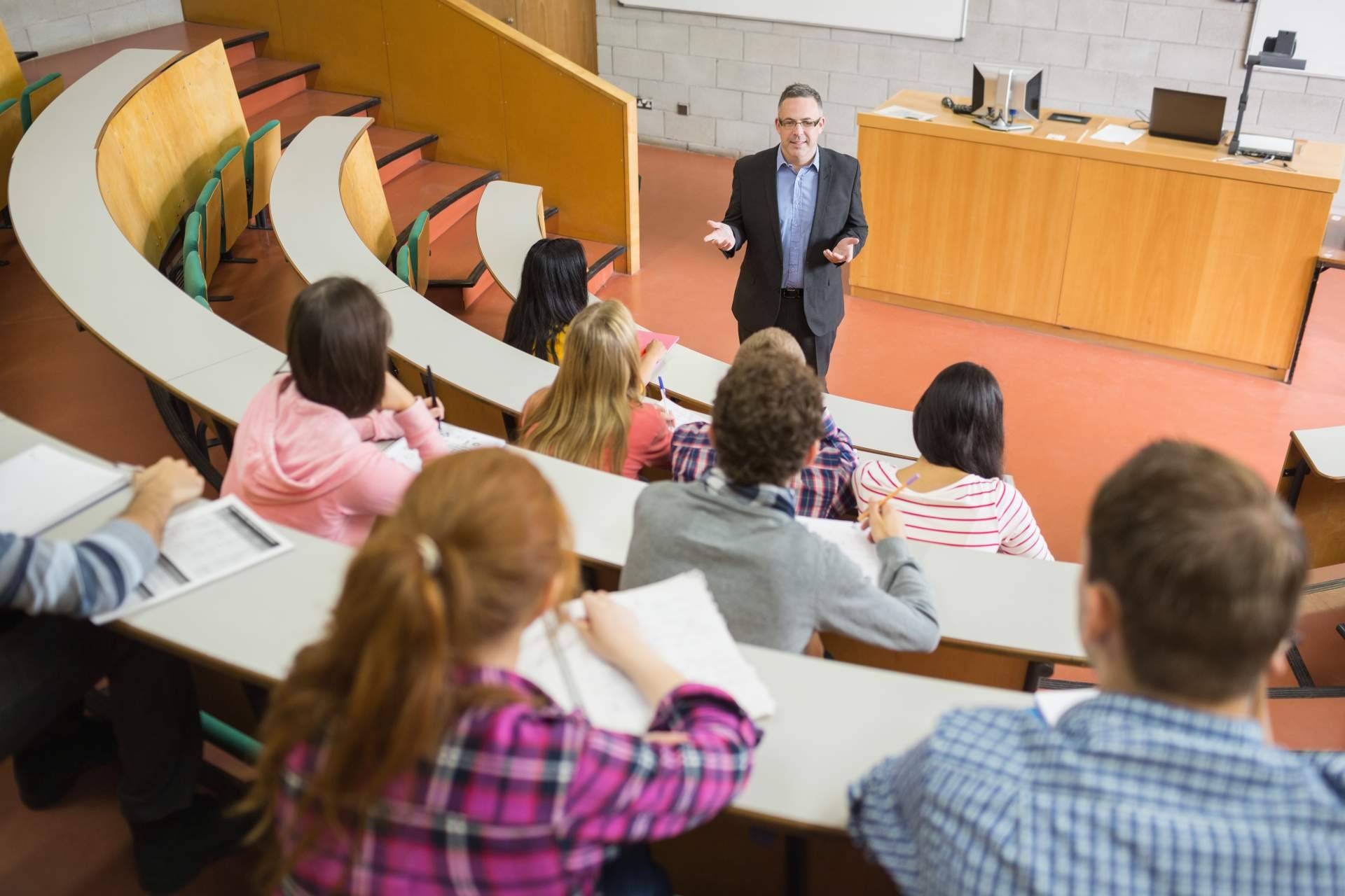 Cursos de preparación para exámenes oficiales norteamericanos, en American Language Academy