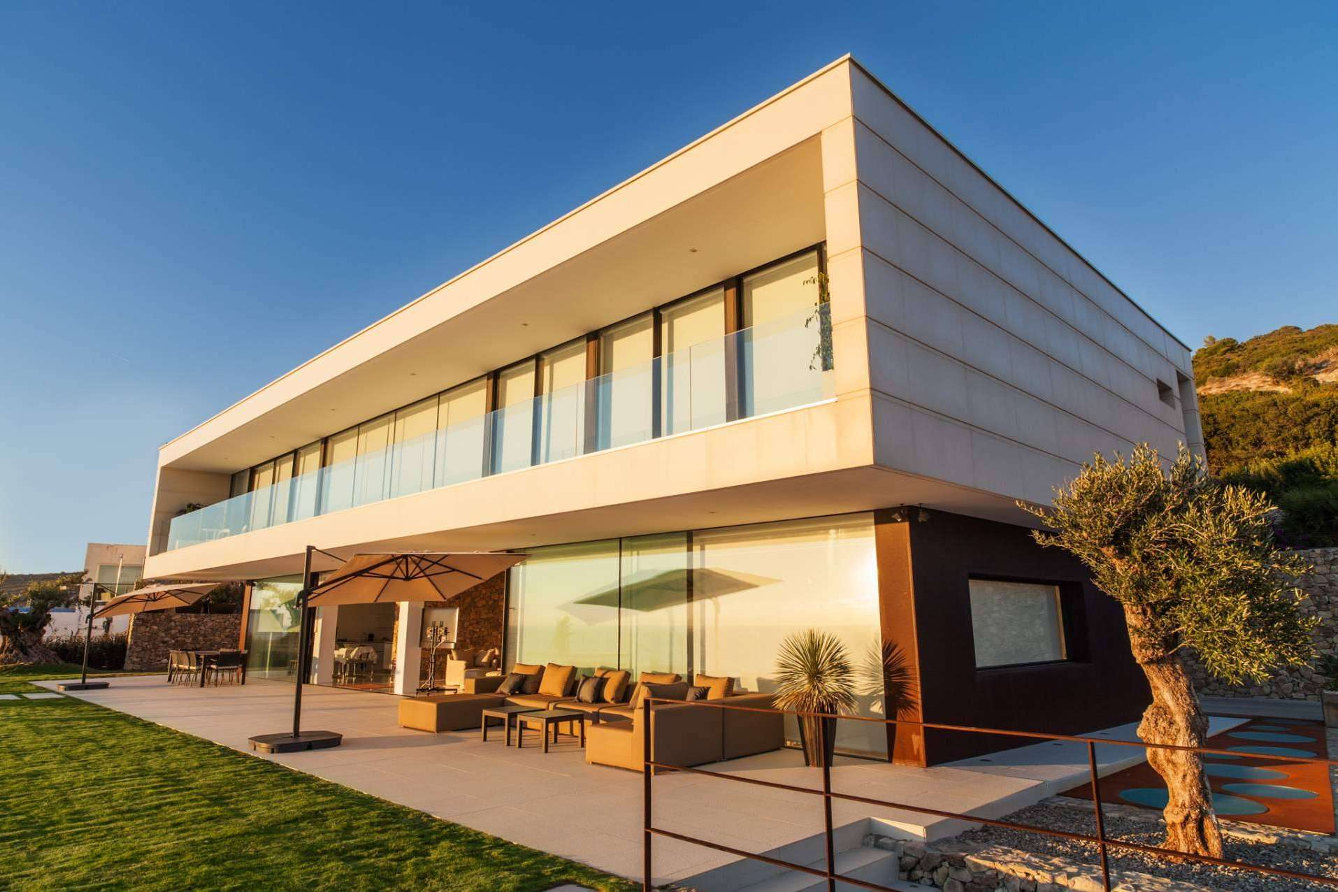 Confort, lujo y comidad, la experiencia inolvidable que ofrece el alquiler de una villa de lujo en Zahara de los Atunes