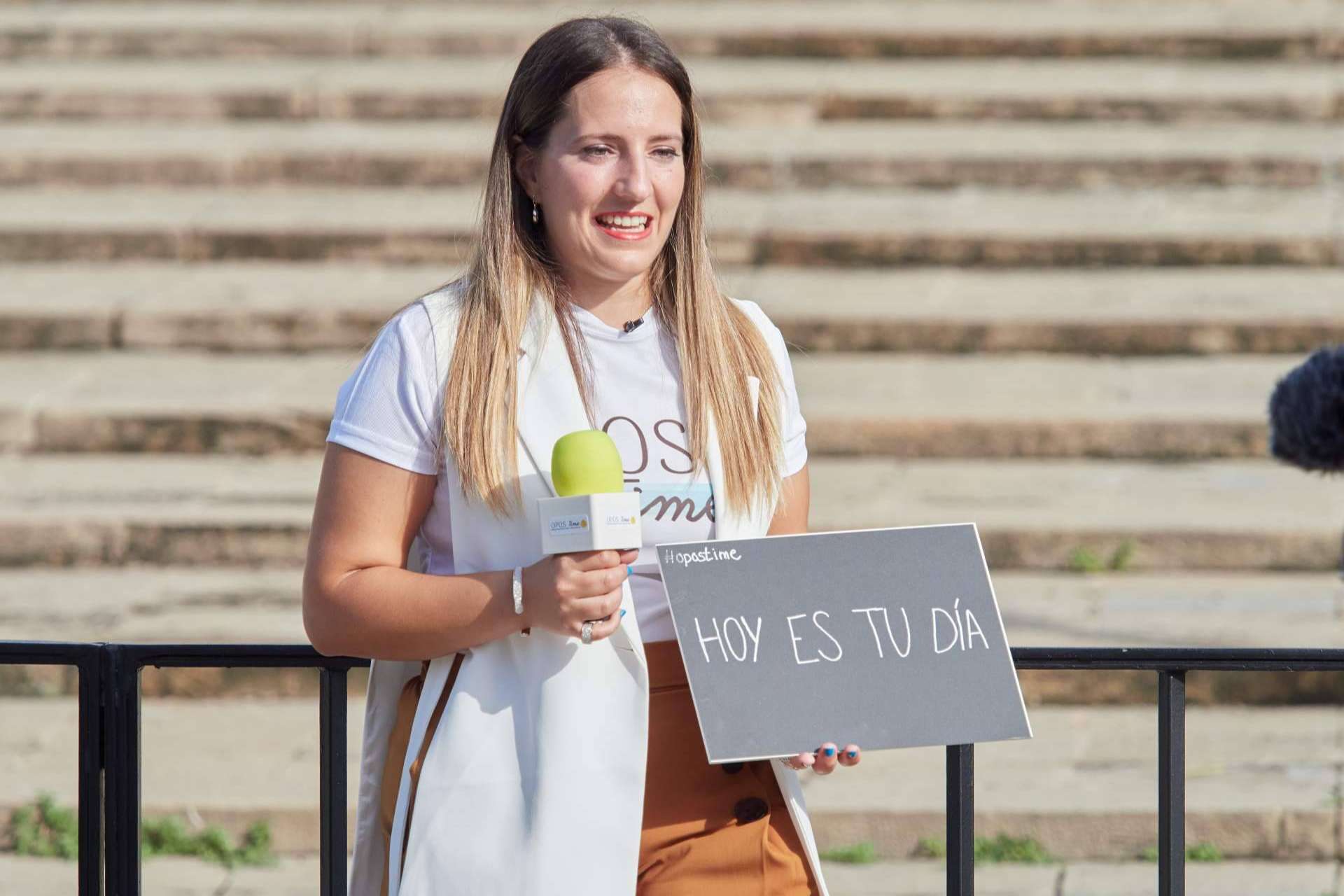 Opostime cuenta con múltiples recursos para preparar oposiciones y acceder a una plaza en el Estado