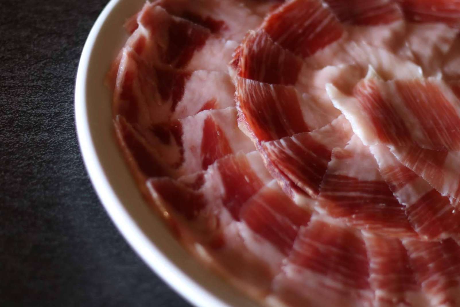 ¿Qué precio se espera para el jamón ibérico en 2024?