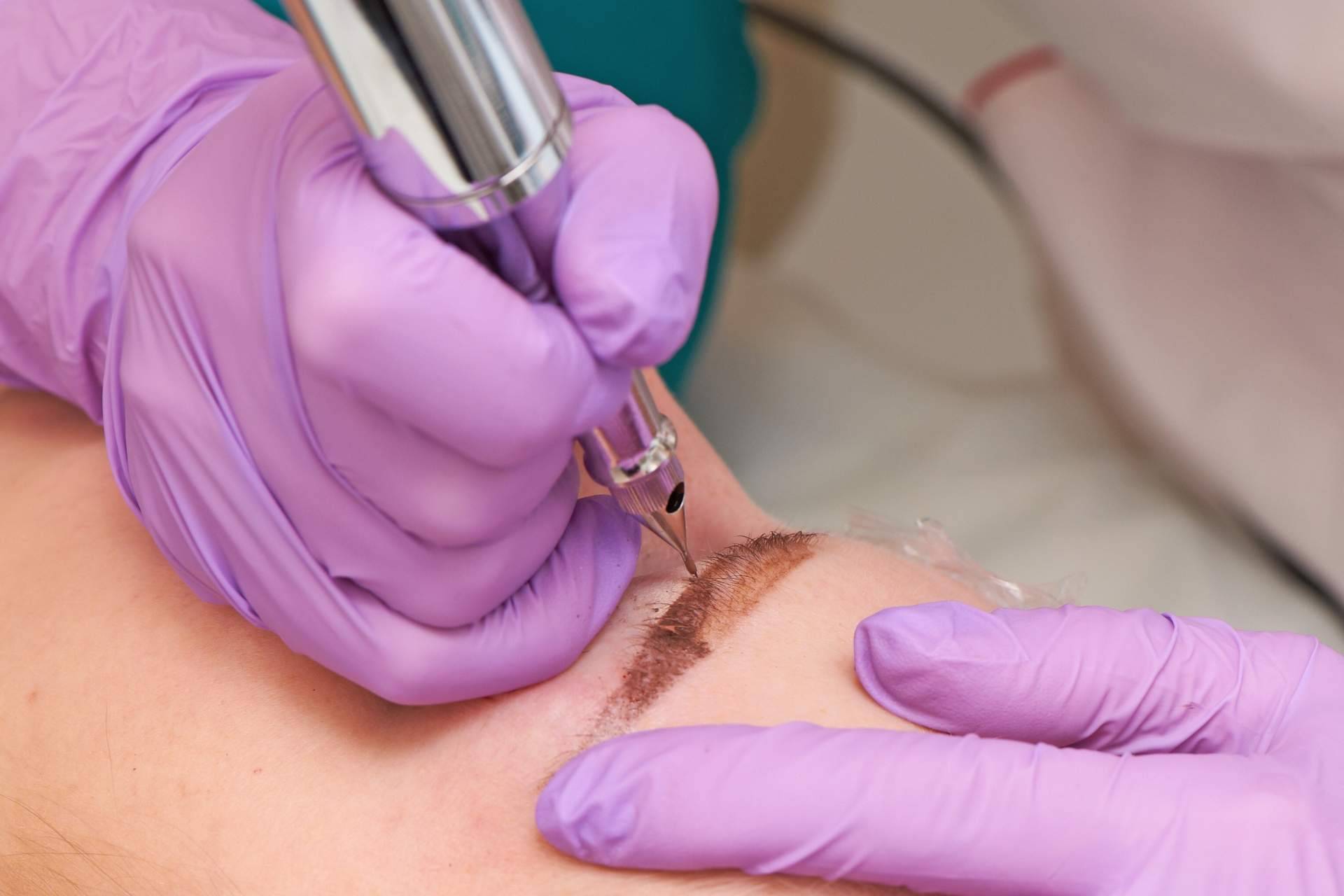 Tratamiento de micropigmentación de cejas en Madrid de la mano de Centro Estética El Pilar