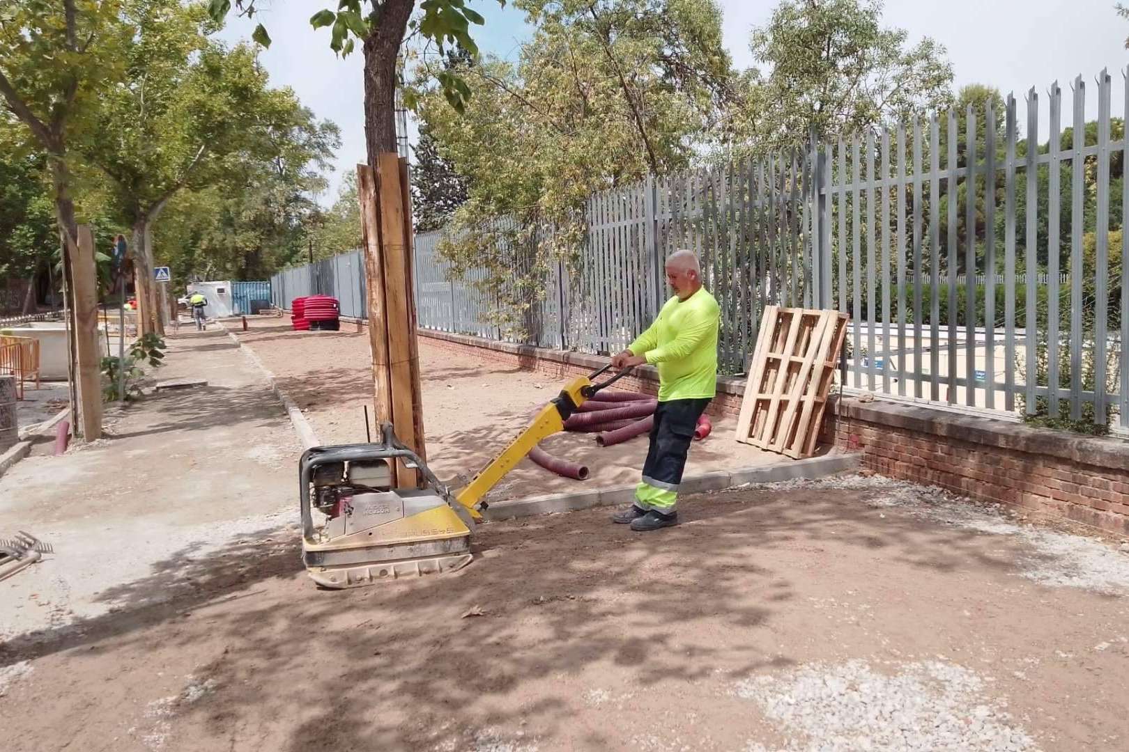 Trabajo en exterior con Licuas; Ropa refrigerante para operarios
