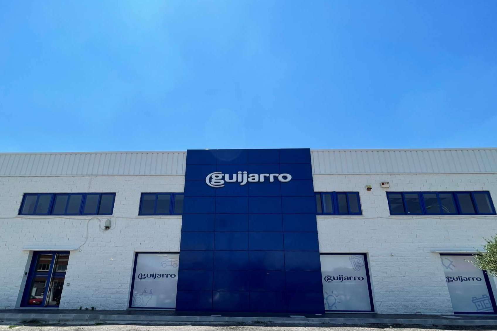 Guijarro Hermanos, distribuidora destacada de material eléctrico de calidad