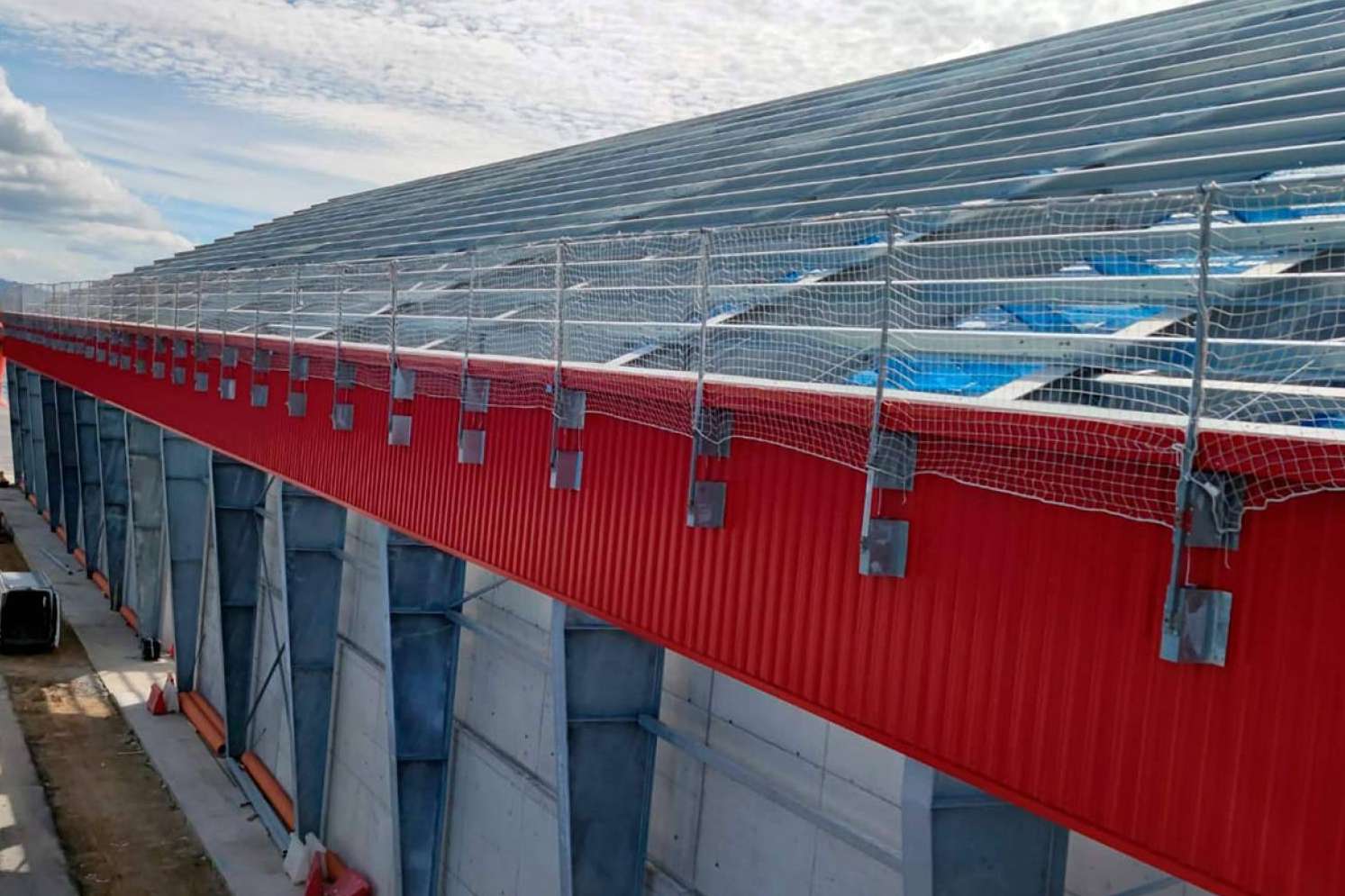 Importancia de las redes de seguridad horizontales y verticales en obras de construcción