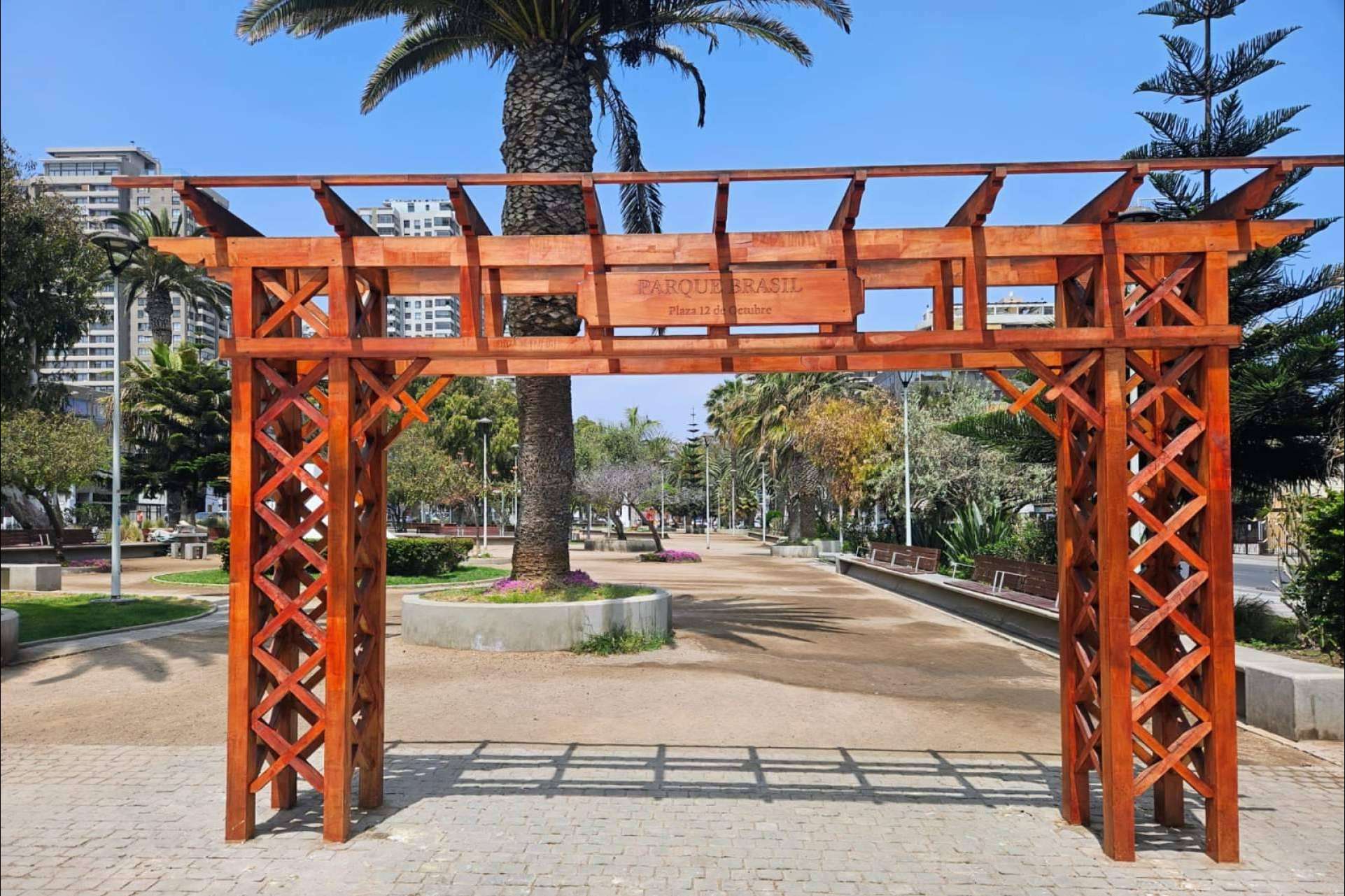 El Hotel Antofagasta Centro ofrece un alojamiento completo y cercano en la ciudad
