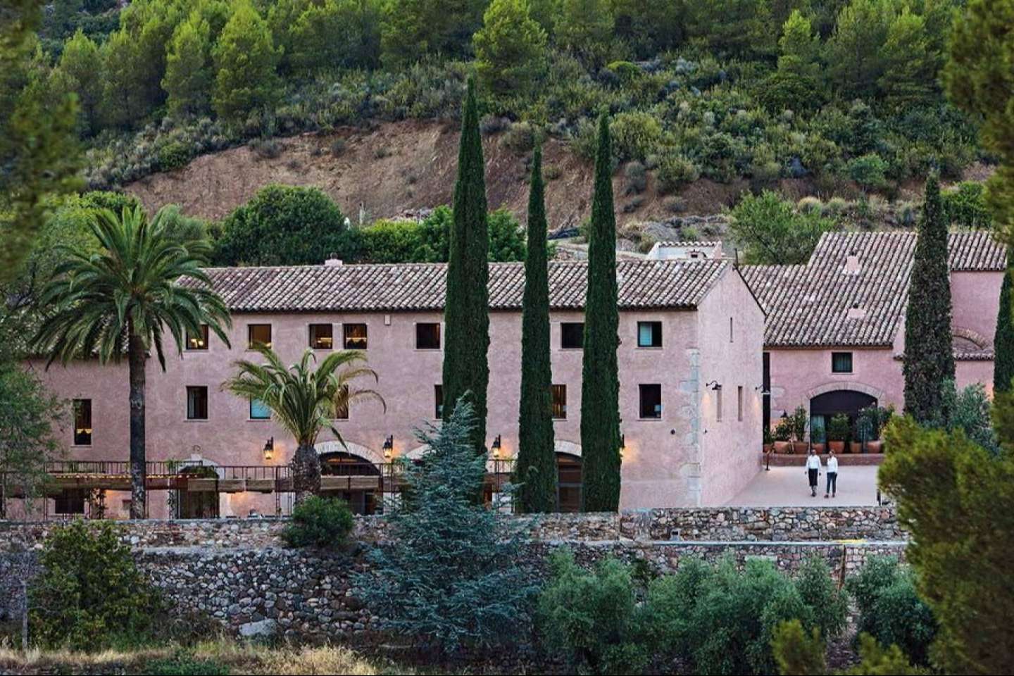 Terra Dominicata combina naturaleza y lujo en una experiencia única en la región del Priorat