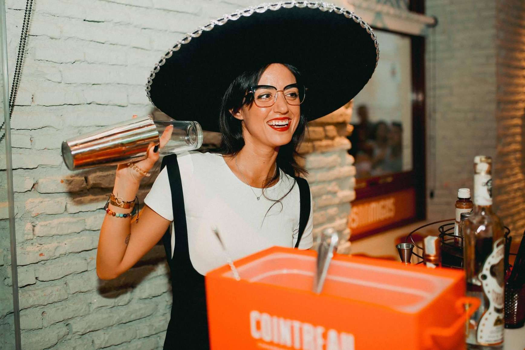 Cenar con cócteles, la combinación perfecta en Restaurante Casaamigos