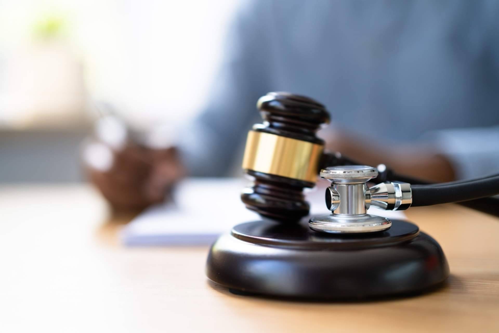 Claves legales para calcular indemnizaciones por negligencias médicas en partos