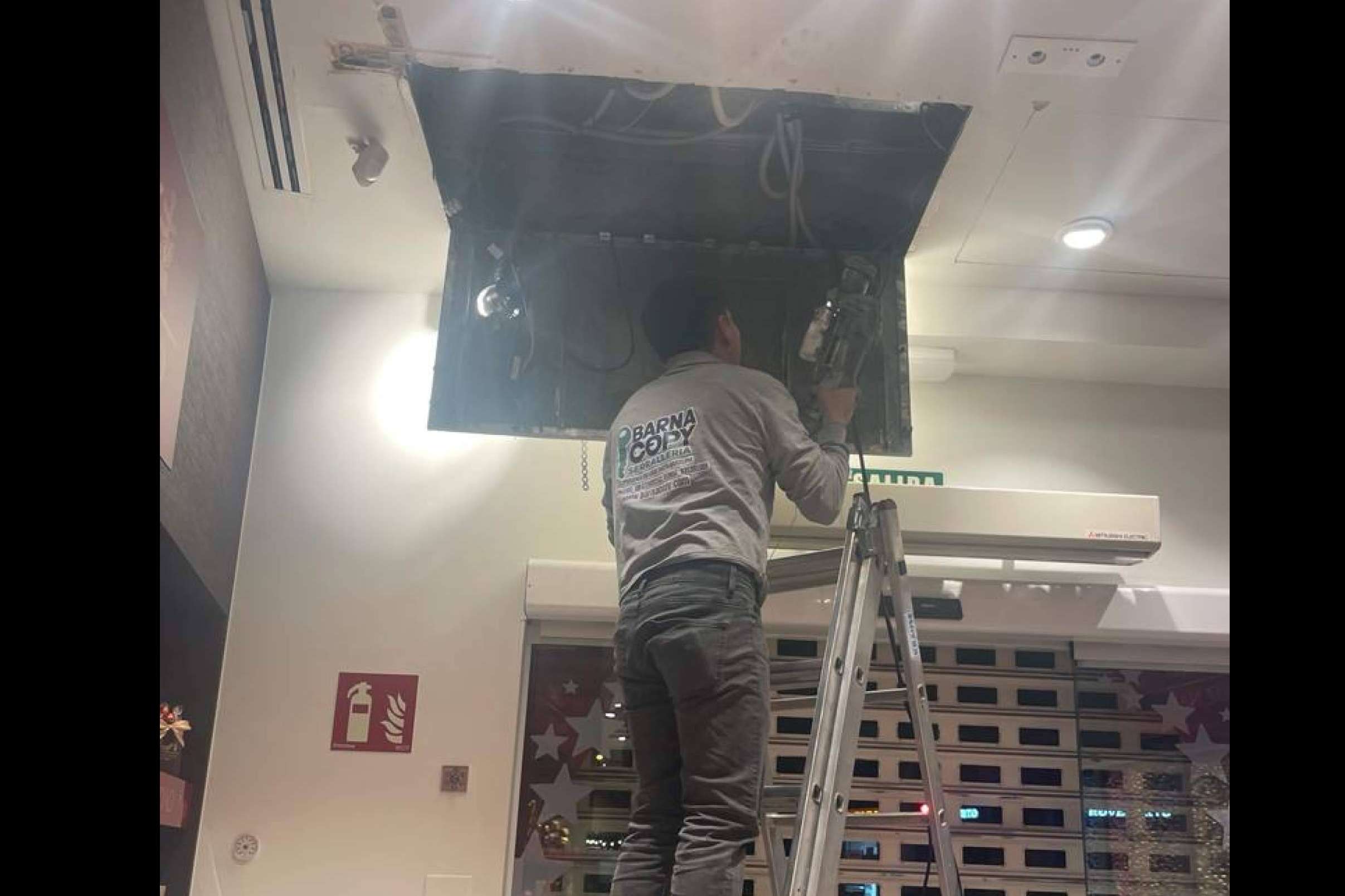 Barnacopy, especialistas en persianas para negocios en Barcelona