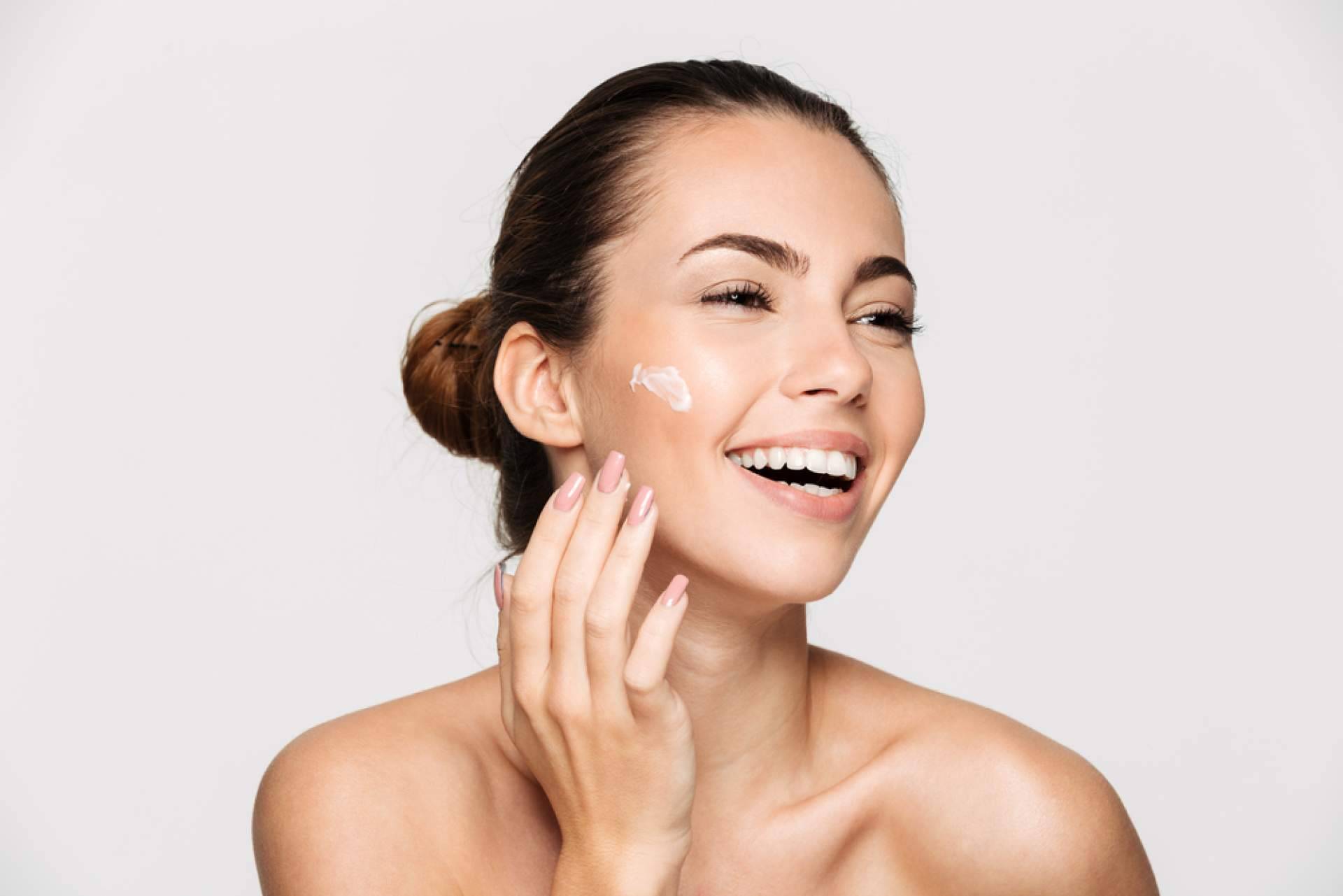 En Farmasky los productos A-Derma Exomega se consiguen con descuentos significativos