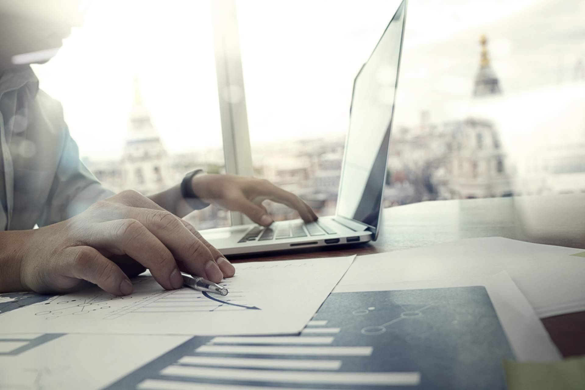 You are Capital, innovación en servicios de finanzas corporativas a nivel internacional