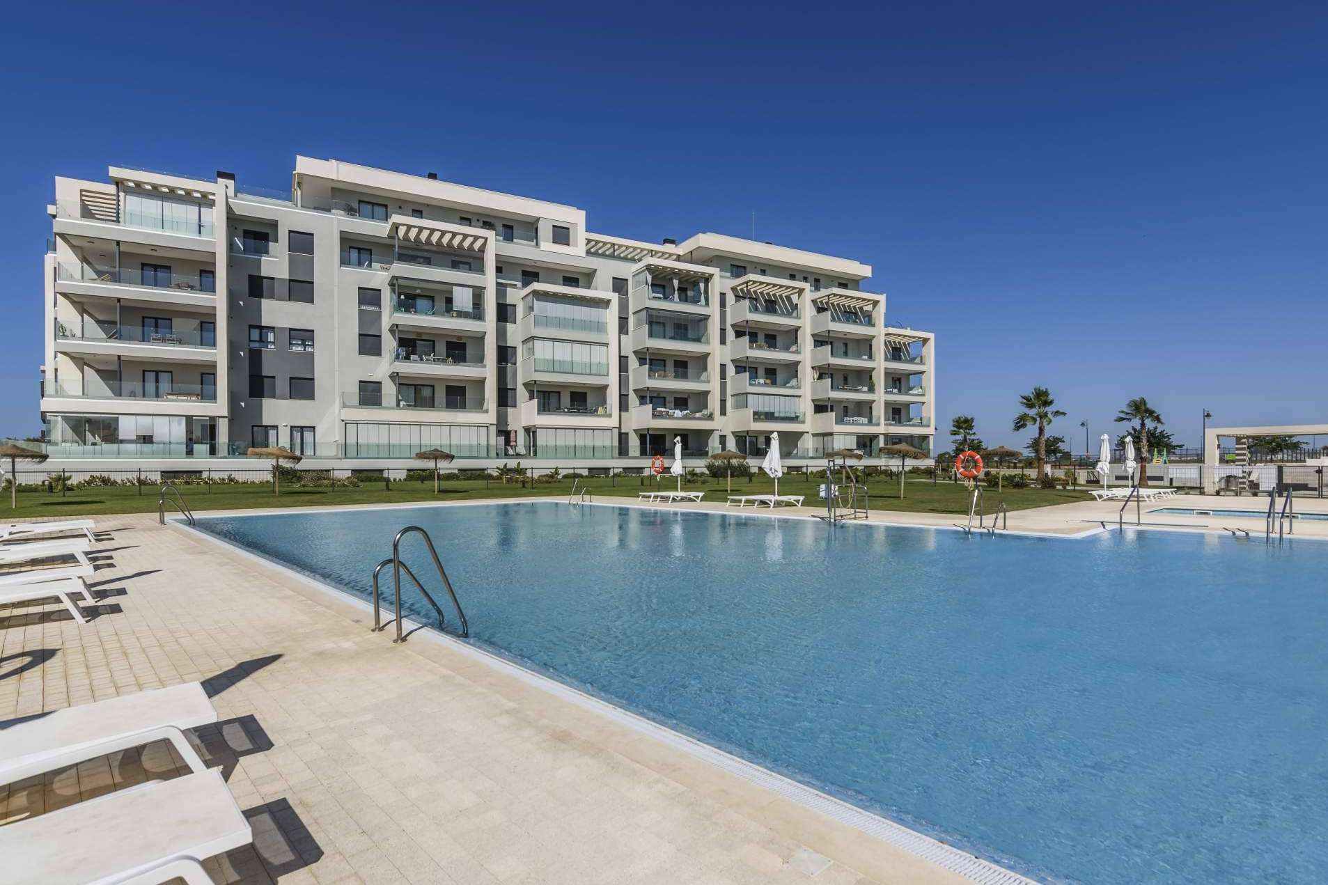 El éxito de Solmares; dos décadas de experiencia en el sector inmobiliario y turístico en Huelva