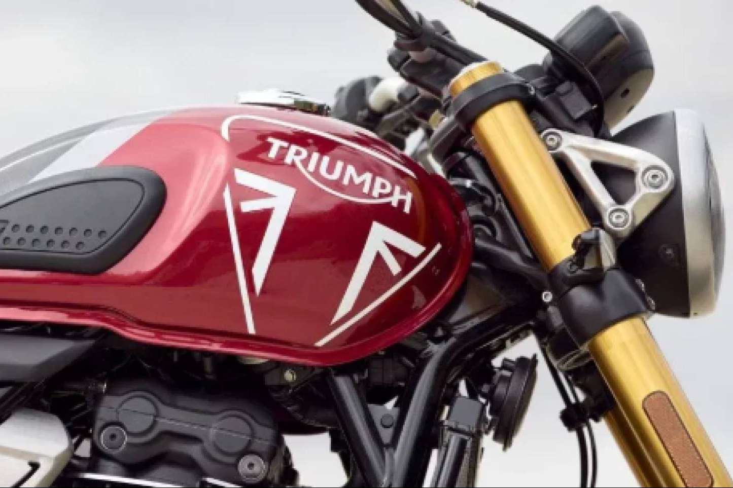 ¿Por qué la Moto Triumph Speed 400 es la más sencilla para realizar las maniobras del Carnet A2?