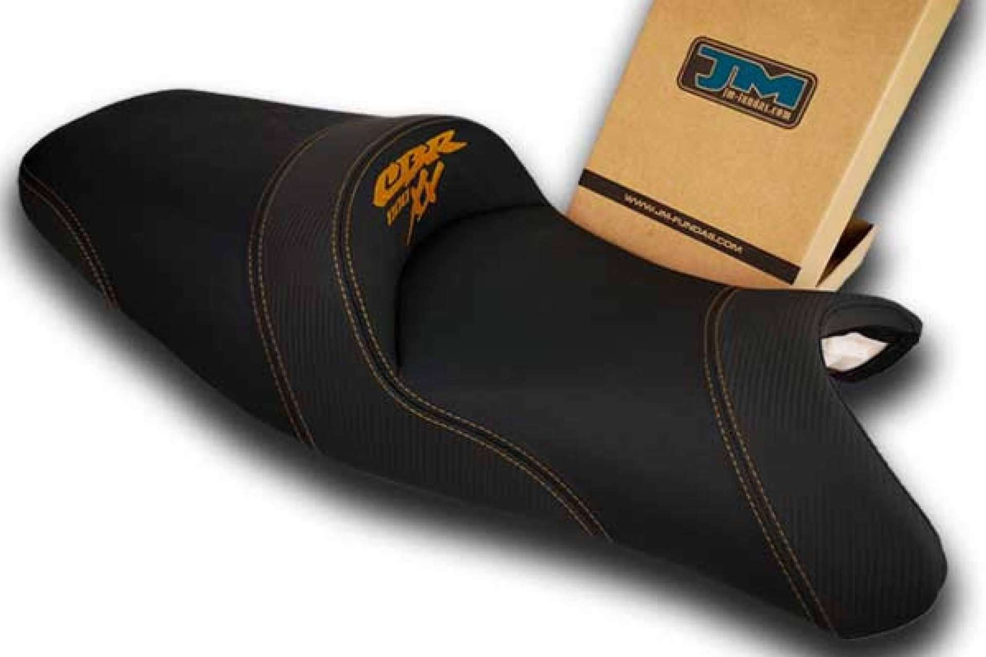 El servicio de tapizado personalizado de JM-FUNDAS transforma el asiento de moto en una pieza única