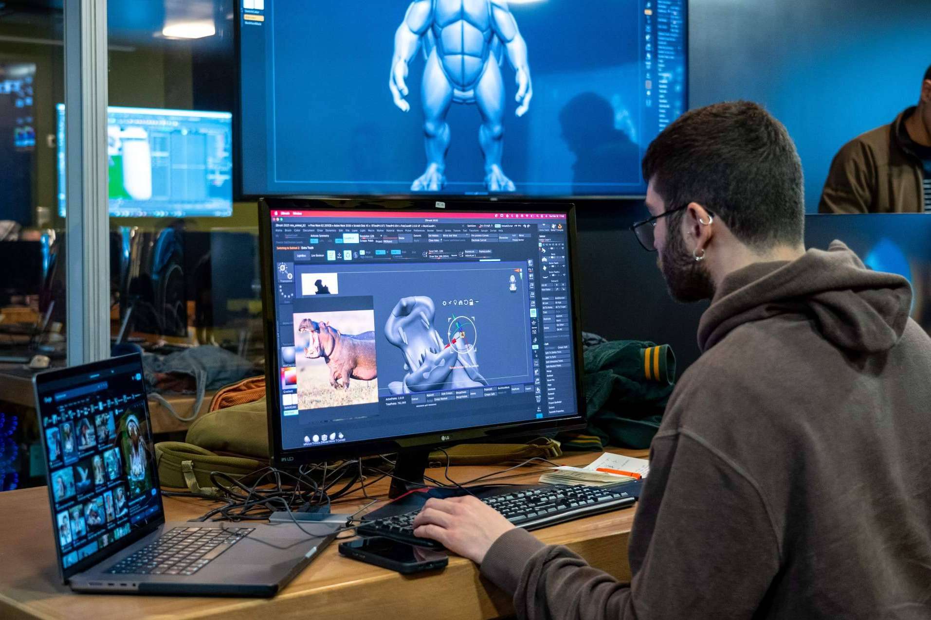 Alumnos de Universal Arts School se incorporan al desarrollo del videojuego Army Moves Overdrive
