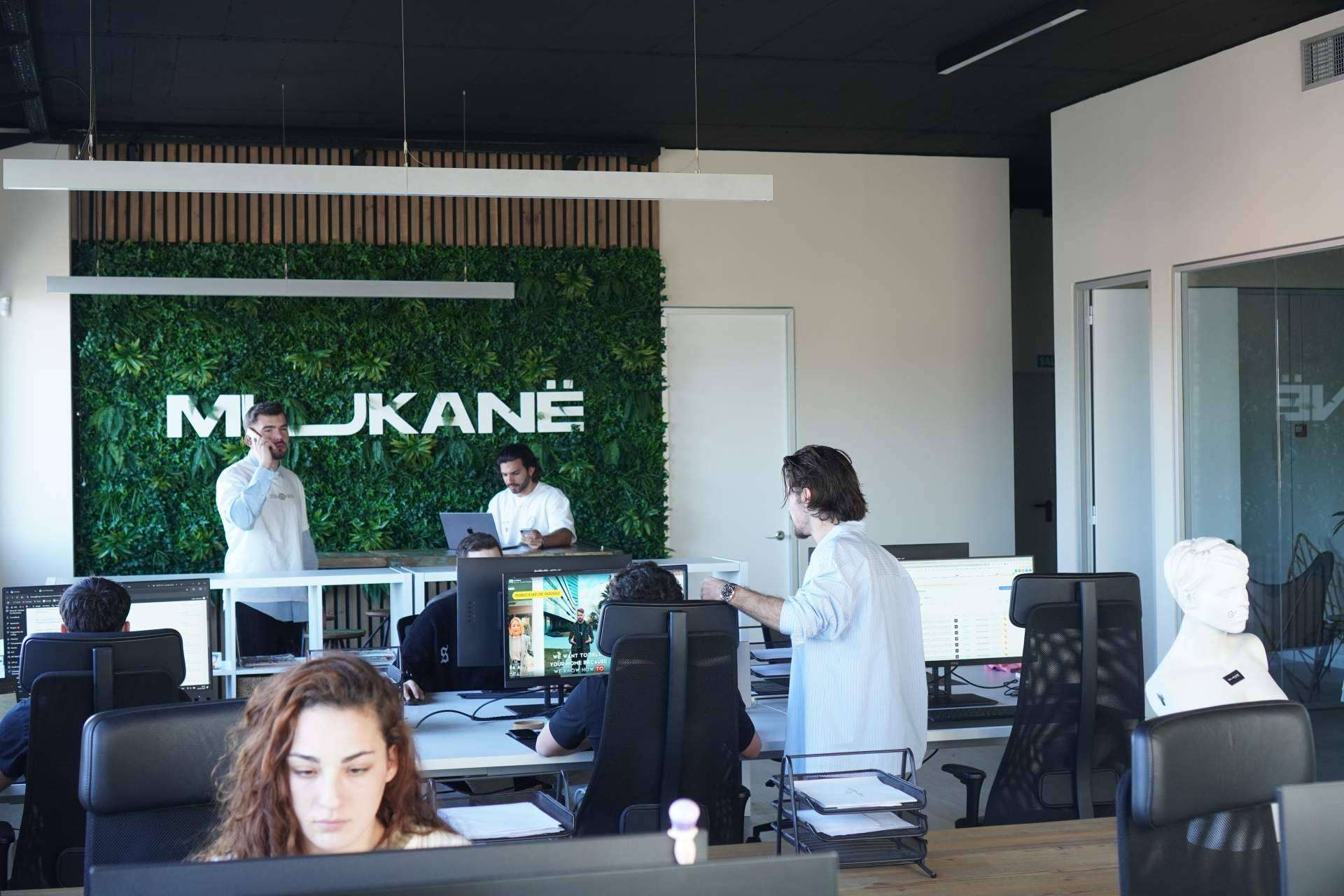 La alternativa que están usando las pymes para no contratar 5 perfiles de marketing distintos