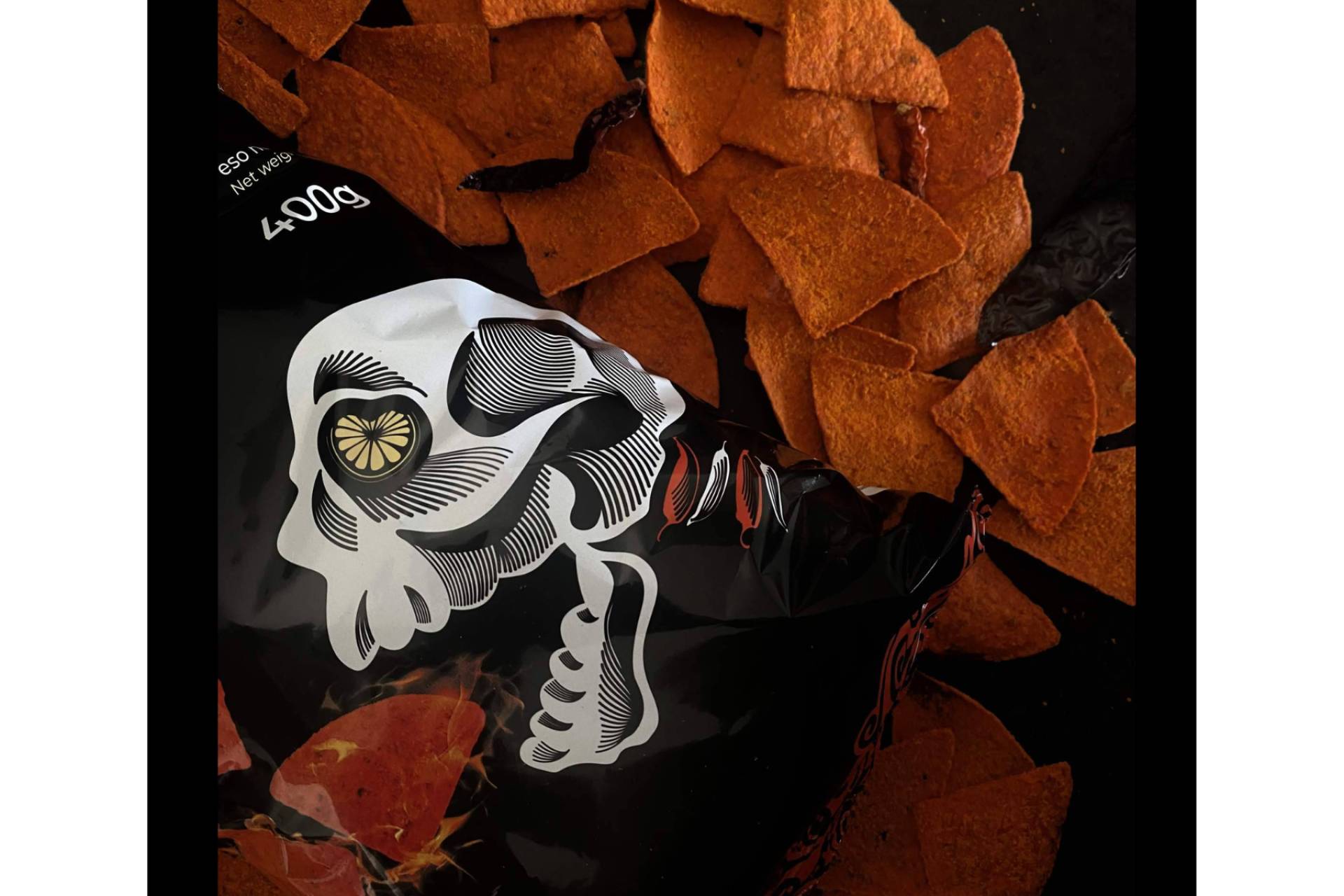 El snack picante que conquista; totopos enchilados