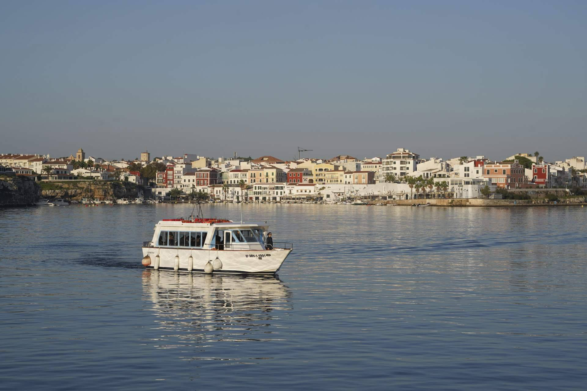 Desarrollo personal con retorno medible; la propuesta de Sa Jarana KM0 para empresas en Menorca