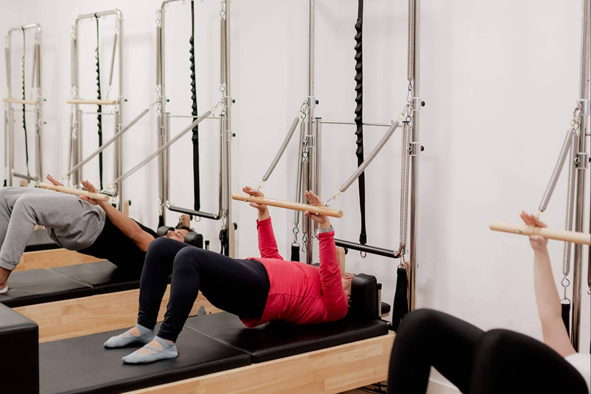 Transformación asistida; descubre cómo el Pilates en Valencia potencia fuerza y flexibilidad con precisión