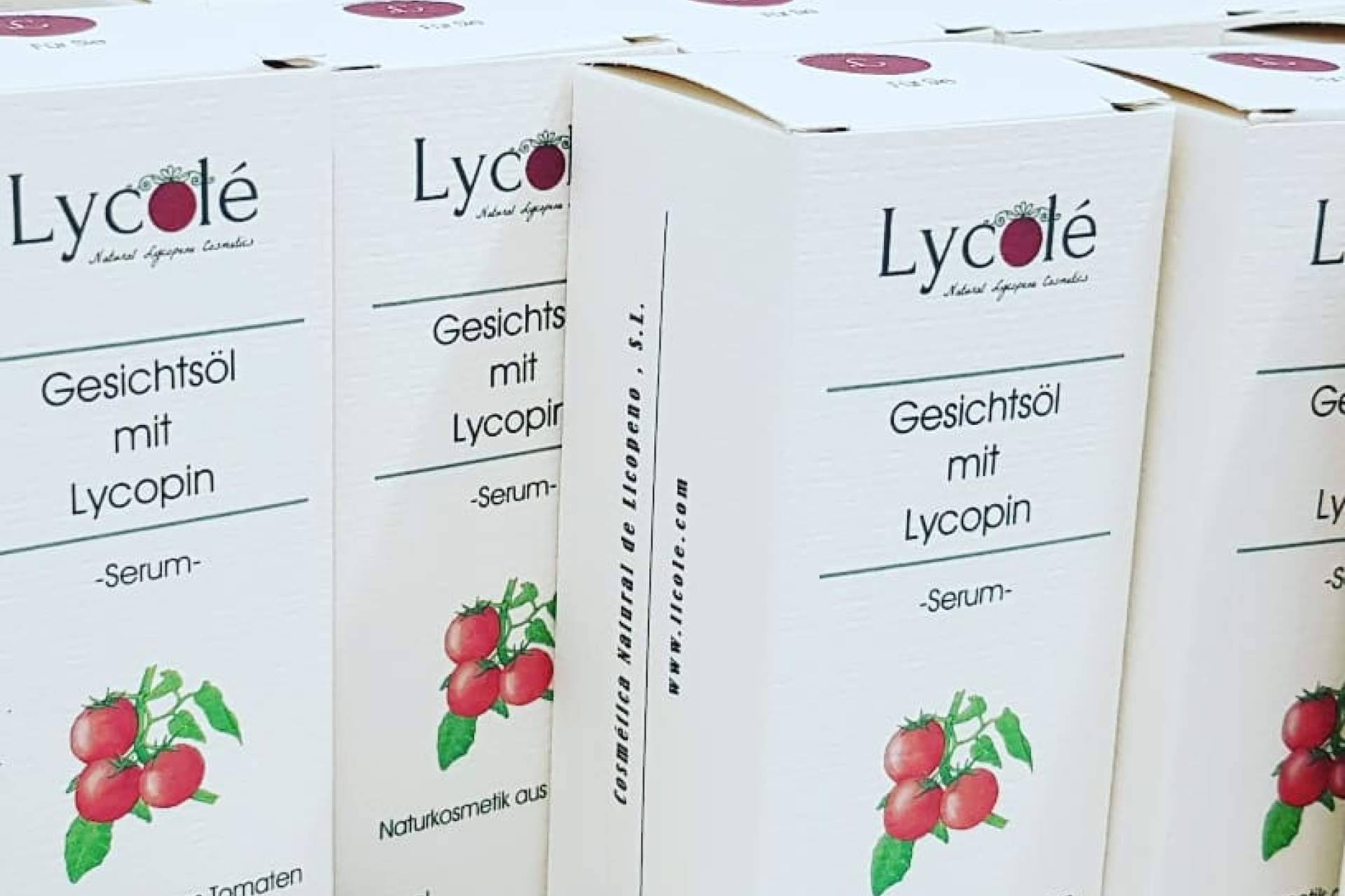 Recuperar la piel tras los excesos navideños con licopeno, la apuesta de Lycolé