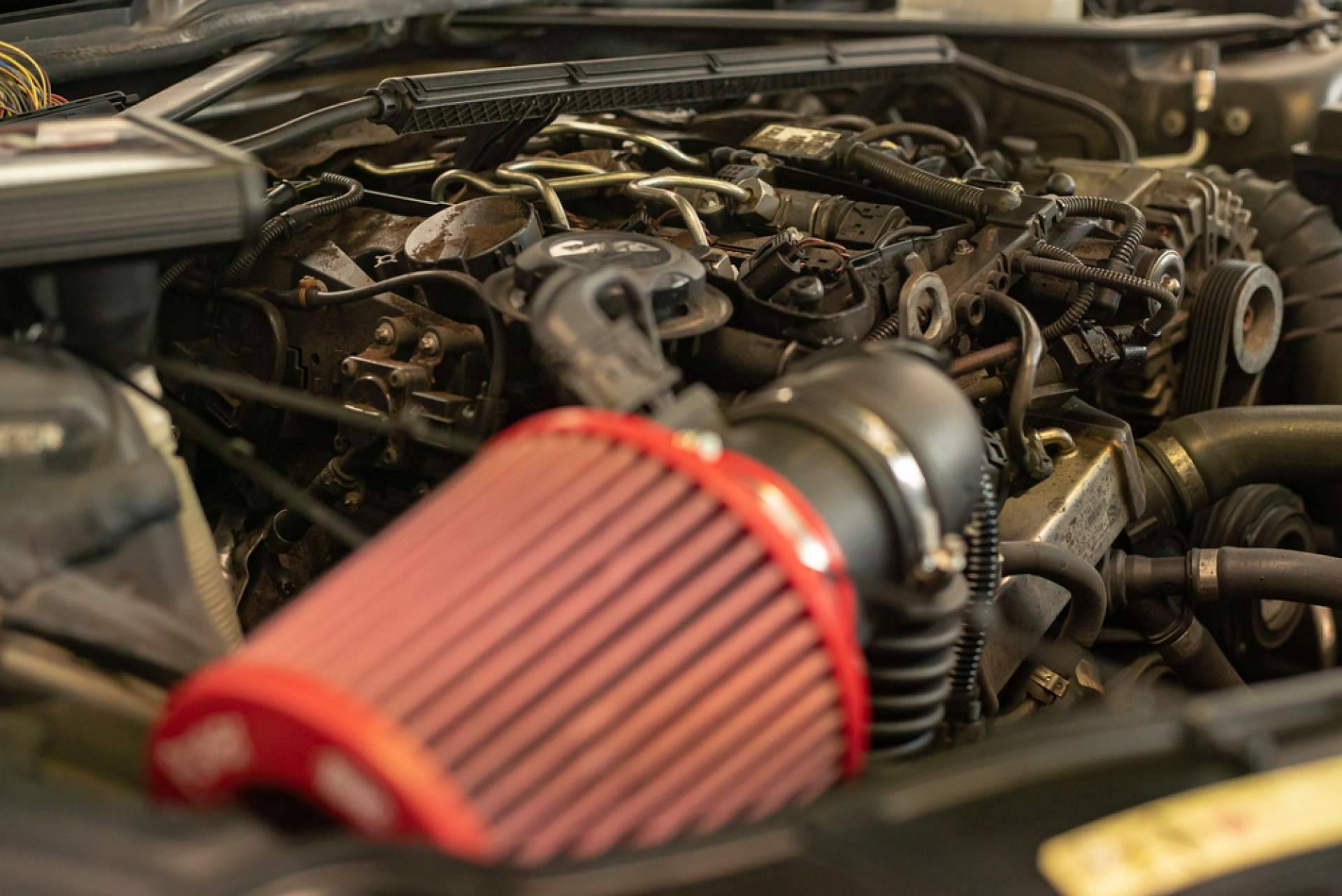 Arreglar un coche viejo en 2026; ¿ahorro real o gasto innecesario?