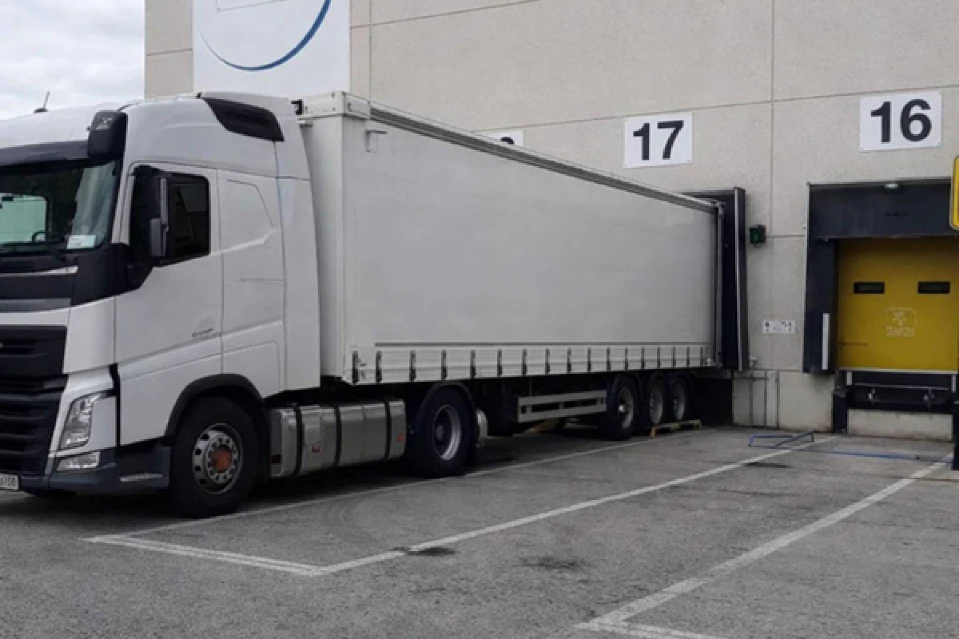 Transvolando refuerza su transporte de mercancías en España y Europa