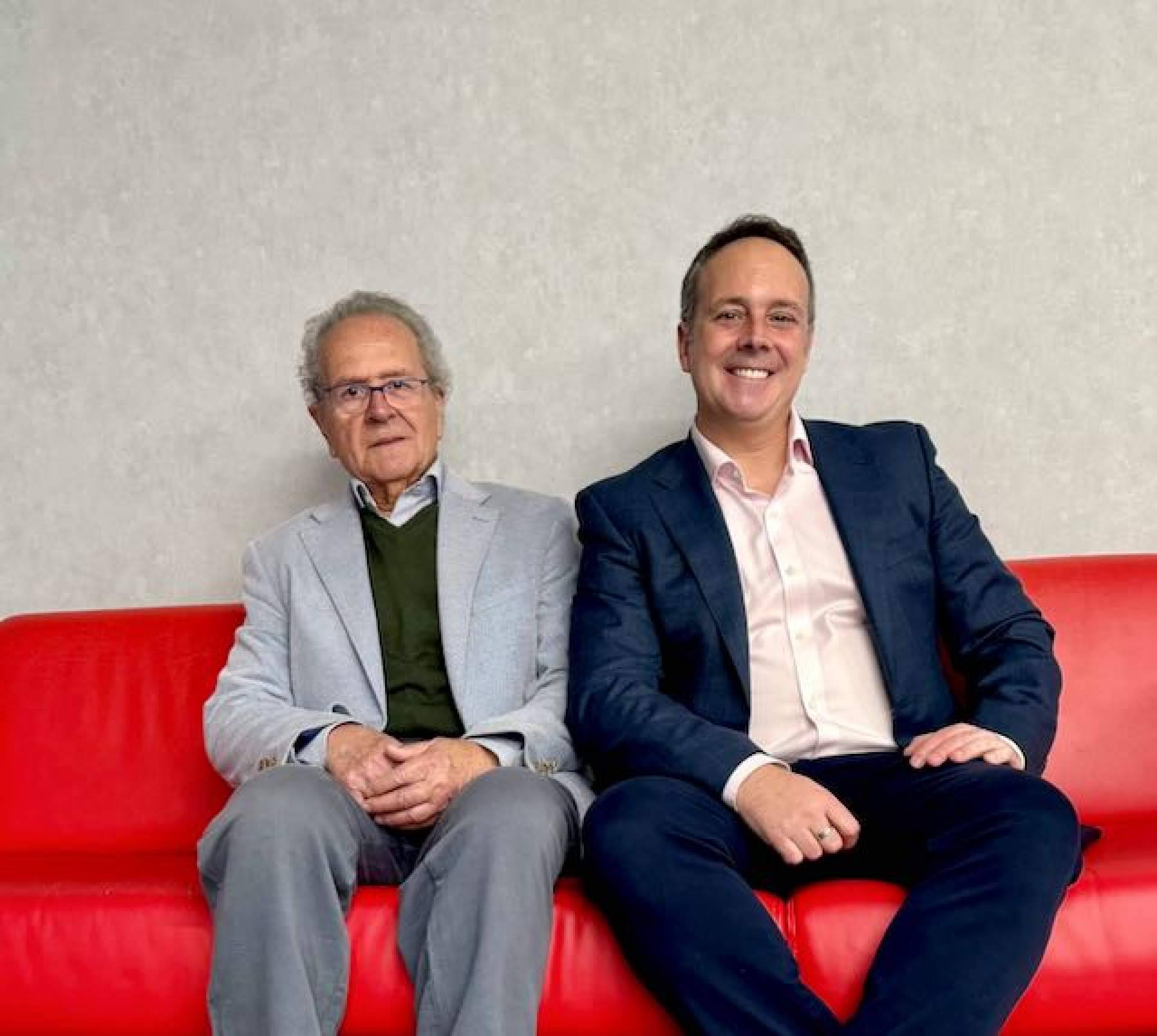 Orden Espontáneo publica  'La persona singular', el último ensayo de Gustavo y José Francisco Morales