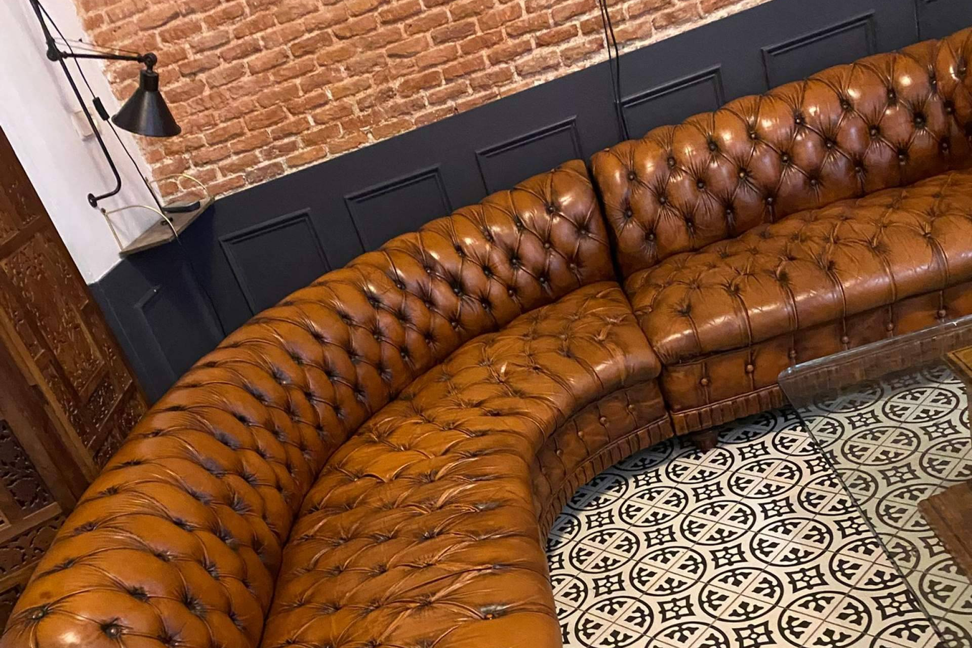 Servicio de tapizado, retapizado y restauración de todo tipo de muebles para particulares y empresas
