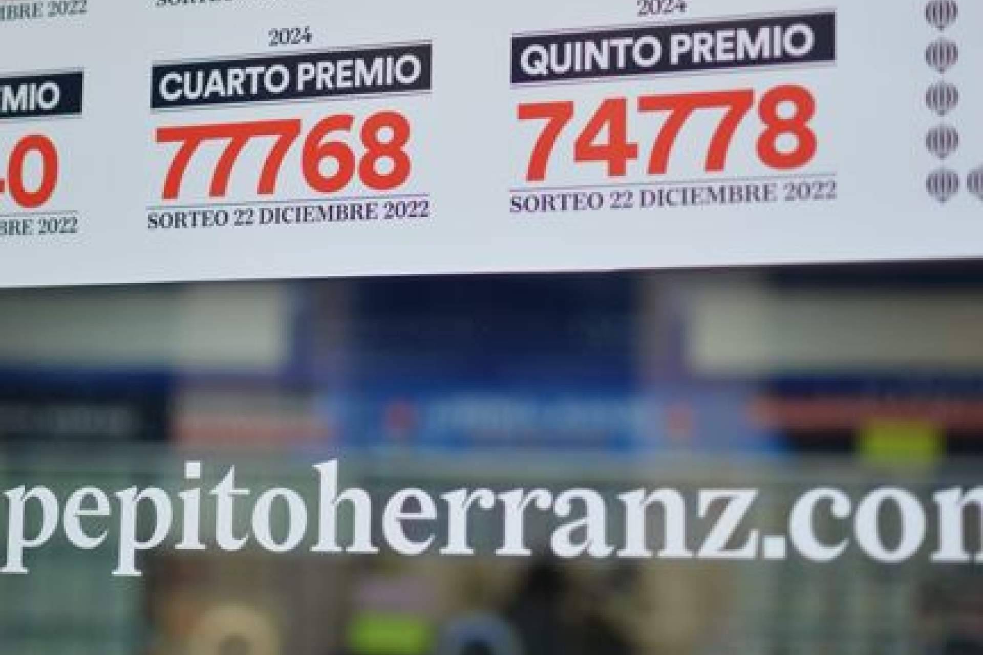 Pepito Herranz, que vendió el Gordo dos veces, ya tiene décimos para el Día de la Madre; 15 millones
