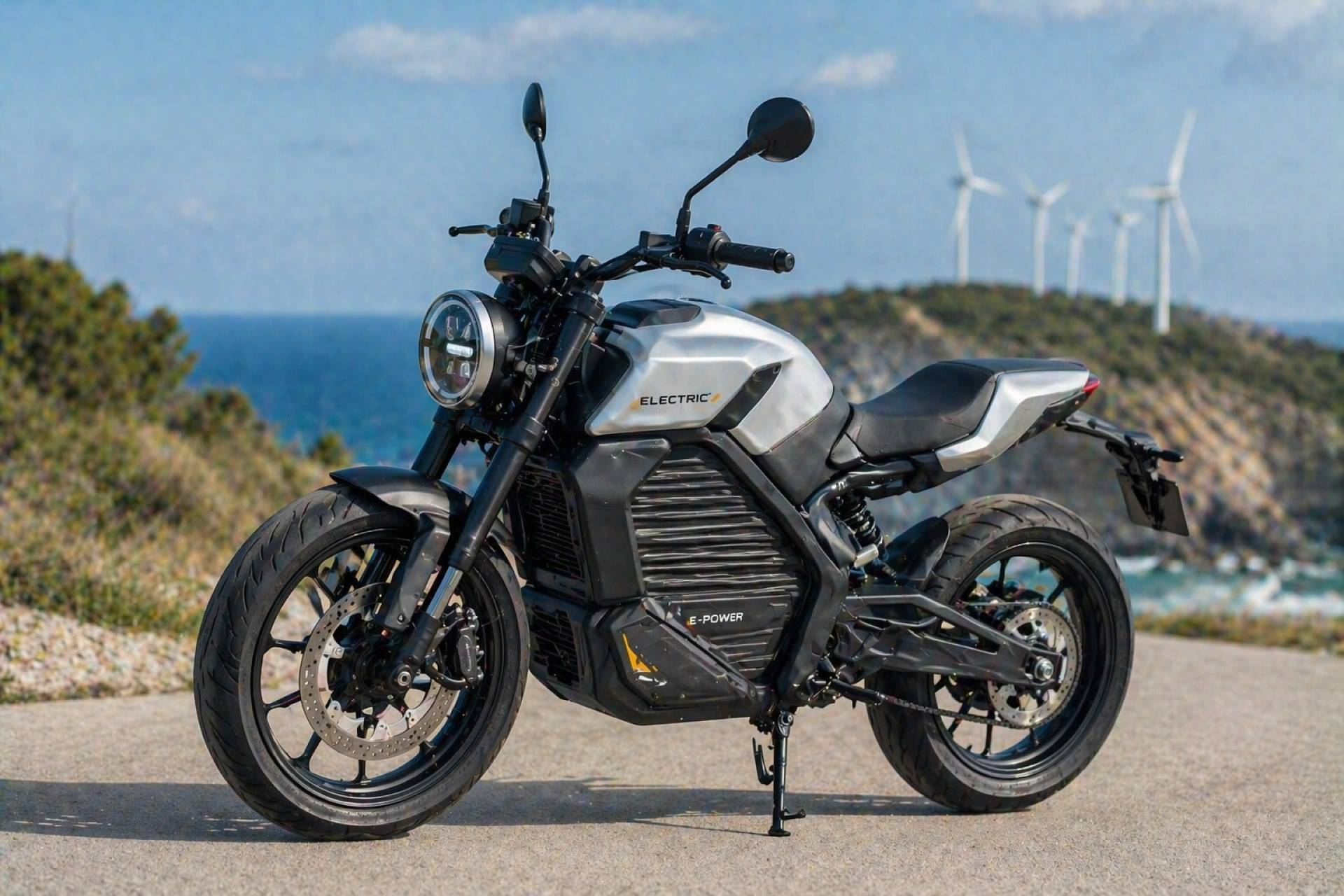 Las nuevas motos de 2026 incorporan tecnología para una conducción más segura y accesible