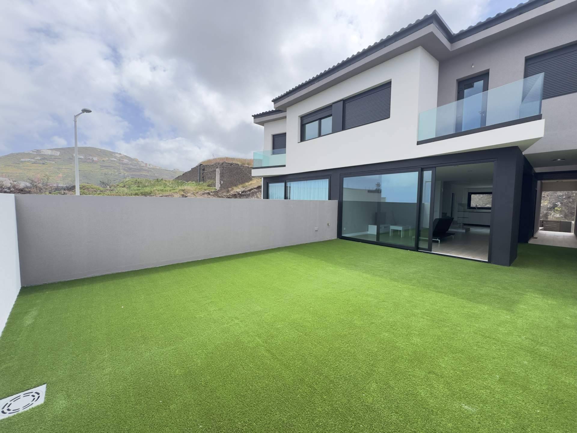 Un chalet en Guía y un apartamento en Motor Grande destacan en la oferta de obra nueva en Canarias
