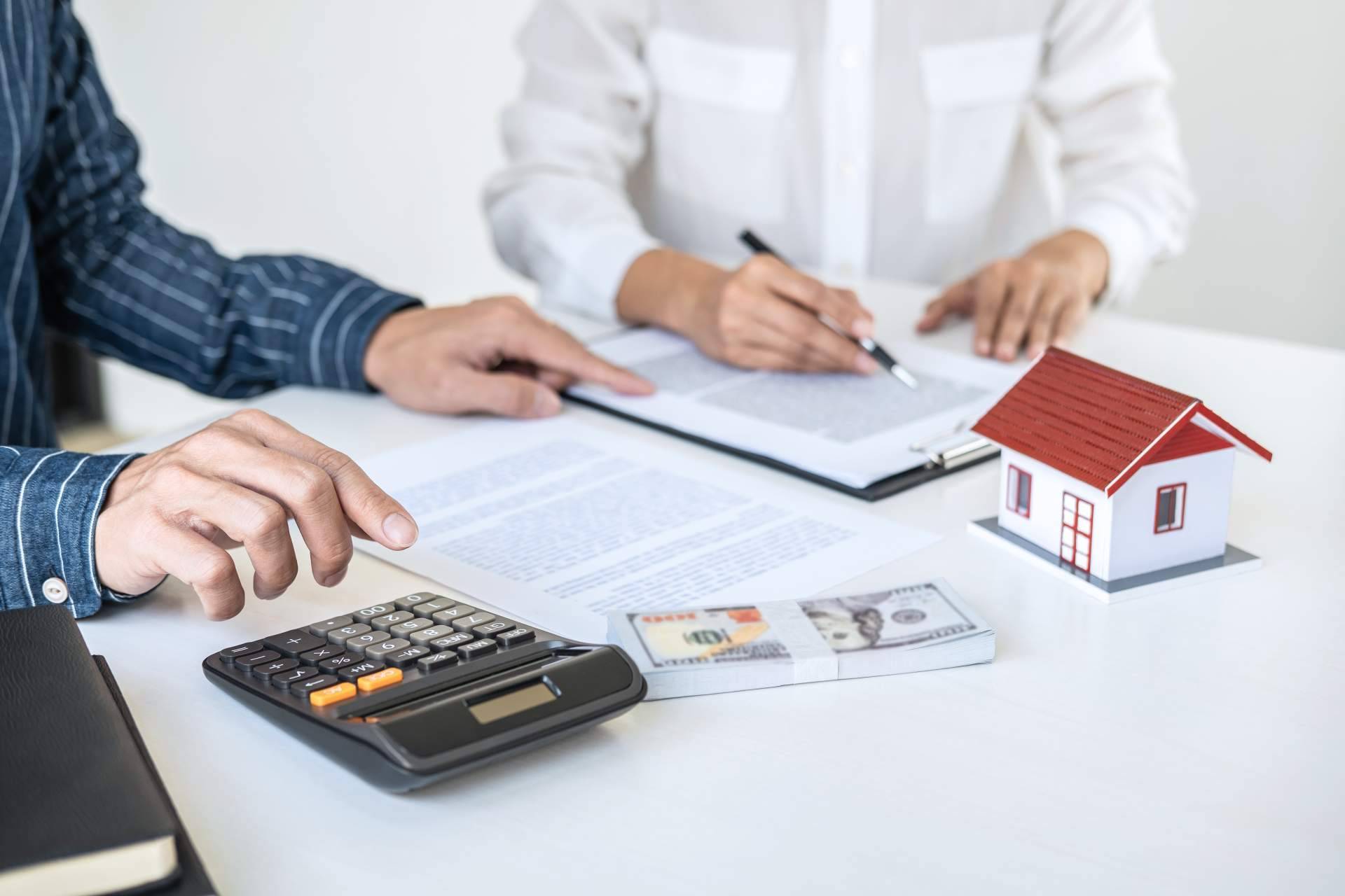 El sector inmobiliario se consolida como refugio ante un PIB que frena al 0,6%